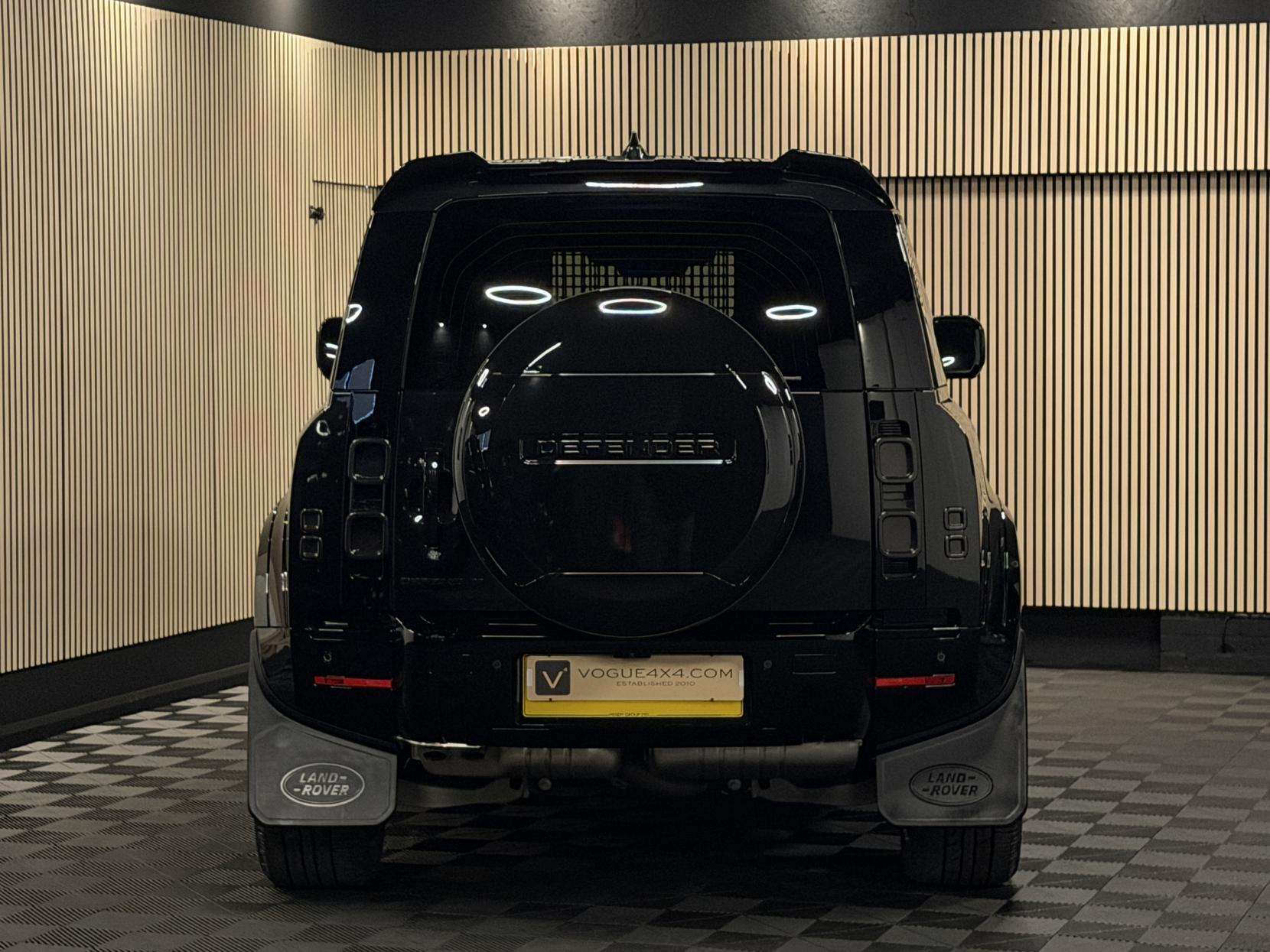 2025 LAND ROVER DEFENDER 90 2025 LAND ROVER DEFENDER 90