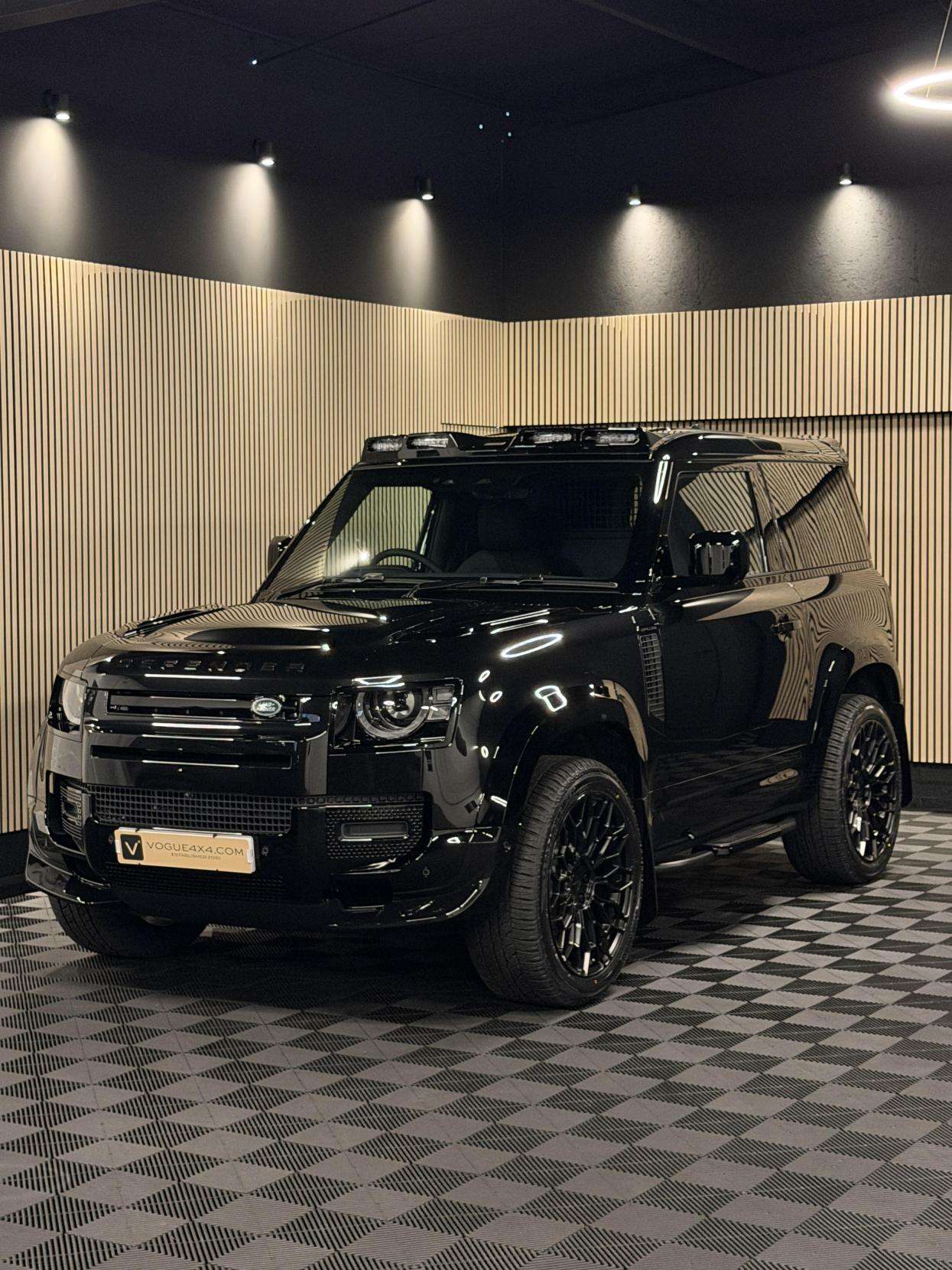 2025 LAND ROVER DEFENDER 90 2025 LAND ROVER DEFENDER 90