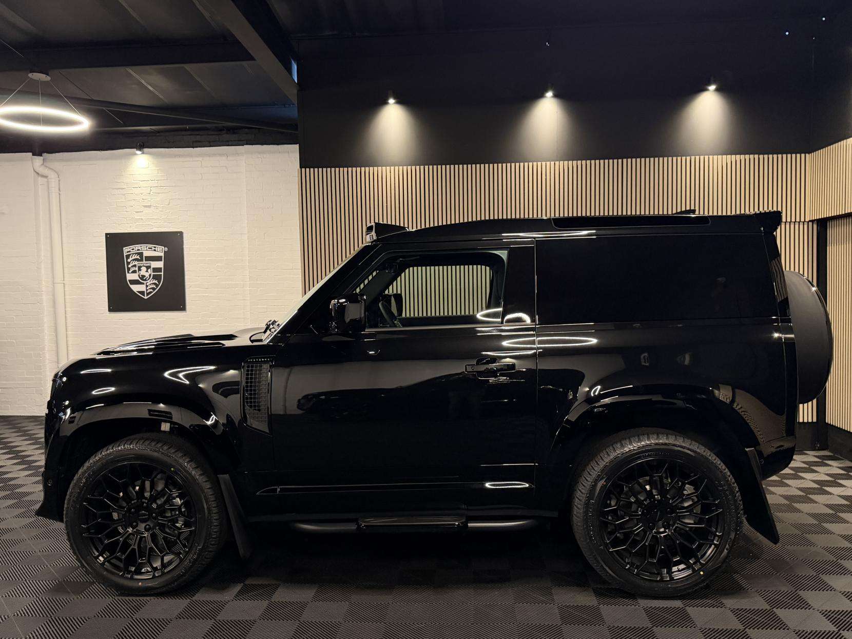 2025 LAND ROVER DEFENDER 90 2025 LAND ROVER DEFENDER 90