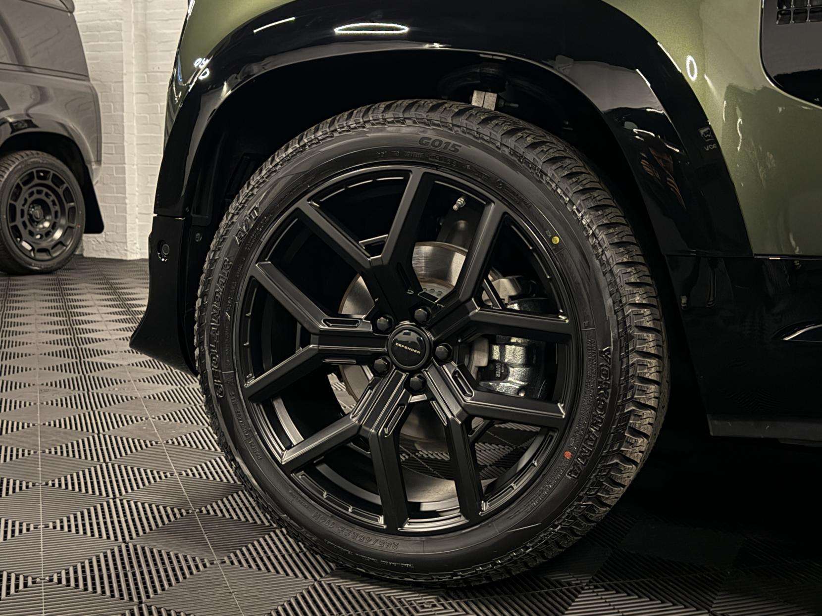 2026 LAND ROVER DEFENDER 90 2026 LAND ROVER DEFENDER 90