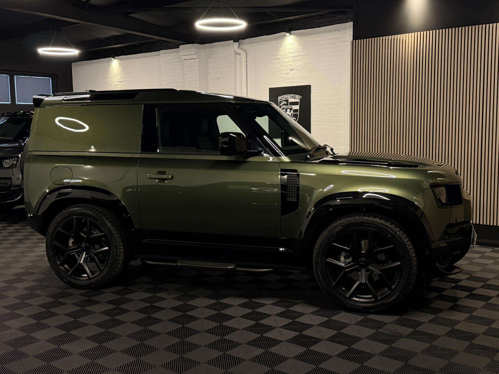 2026 LAND ROVER DEFENDER 90 2026 LAND ROVER DEFENDER 90