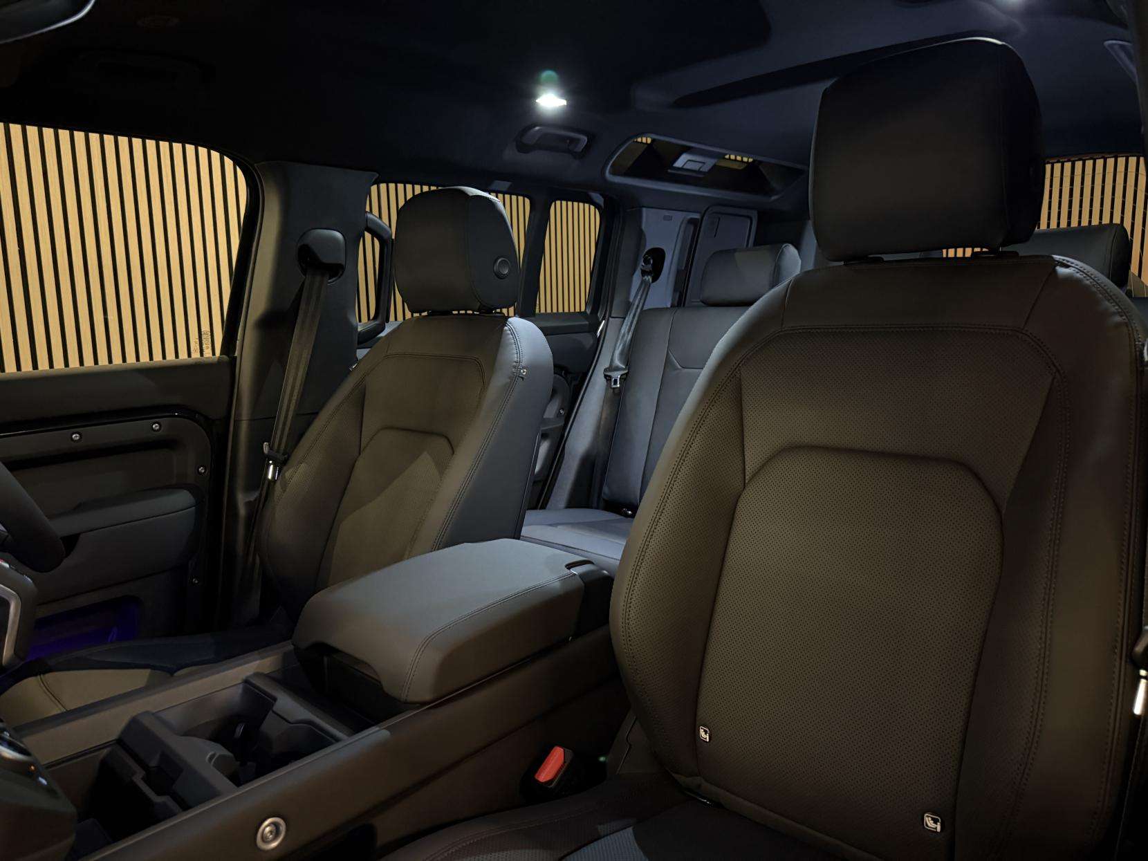 2026 LAND ROVER DEFENDER 110 2026 LAND ROVER DEFENDER 110