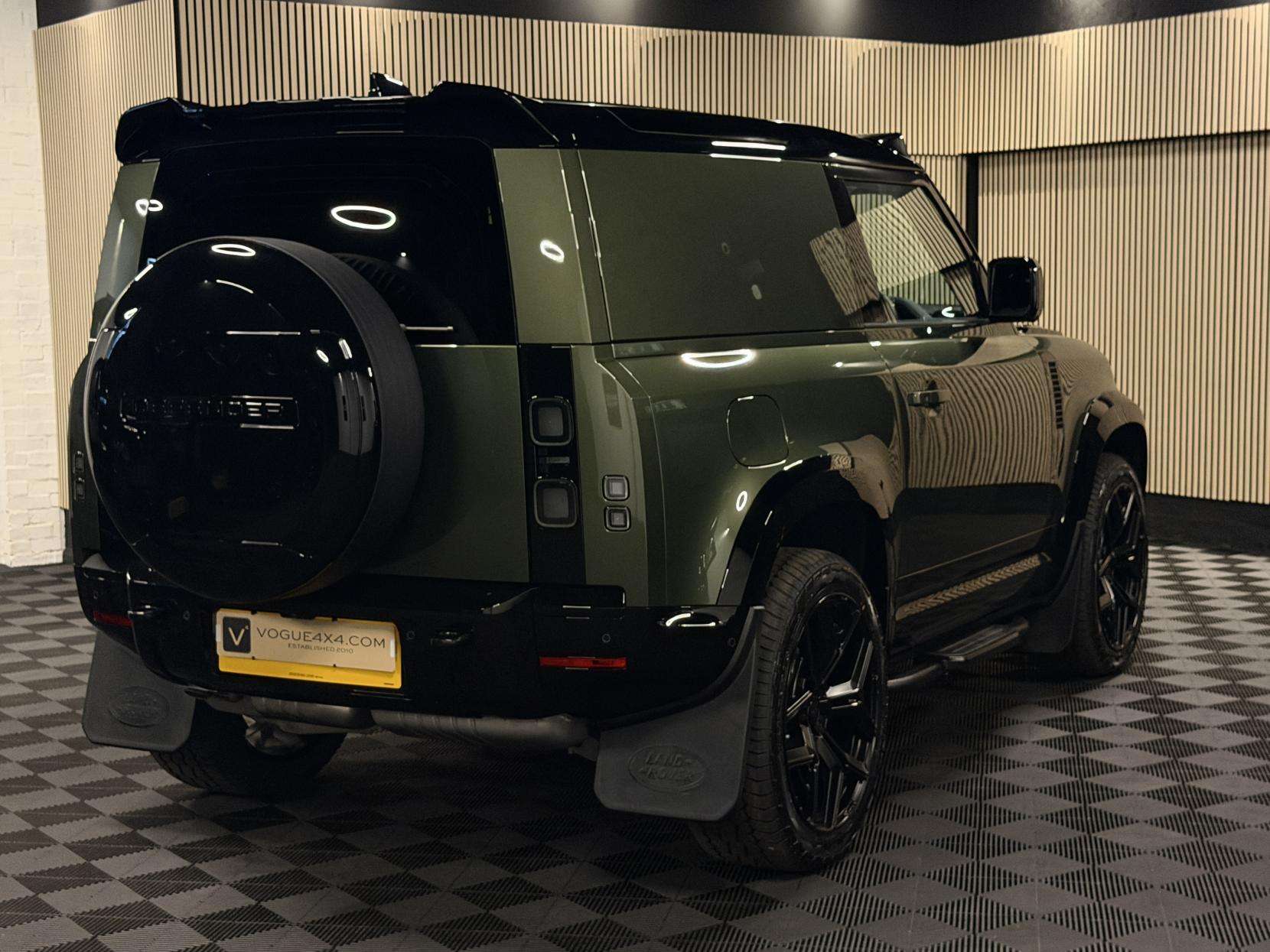 A 2026 LAND ROVER DEFENDER 90 3.0 D350 MHEV X-Dynamic HSE Hard Top SUV 3dr Diesel Auto 4WD SWB Euro 6 (s/s) (350 ps) A 2026 LAND ROVER DEFENDER 90 3.0 D350 MHEV X-Dynamic HSE Hard Top SUV 3dr Diesel Auto 4WD SWB Euro 6 (s/s) (350 ps)