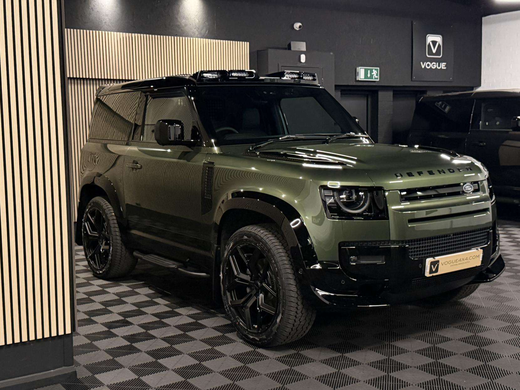2026 LAND ROVER DEFENDER 90 2026 LAND ROVER DEFENDER 90