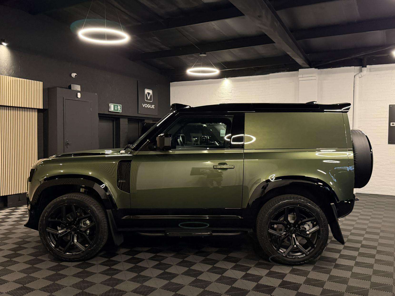 2026 LAND ROVER DEFENDER 90 2026 LAND ROVER DEFENDER 90