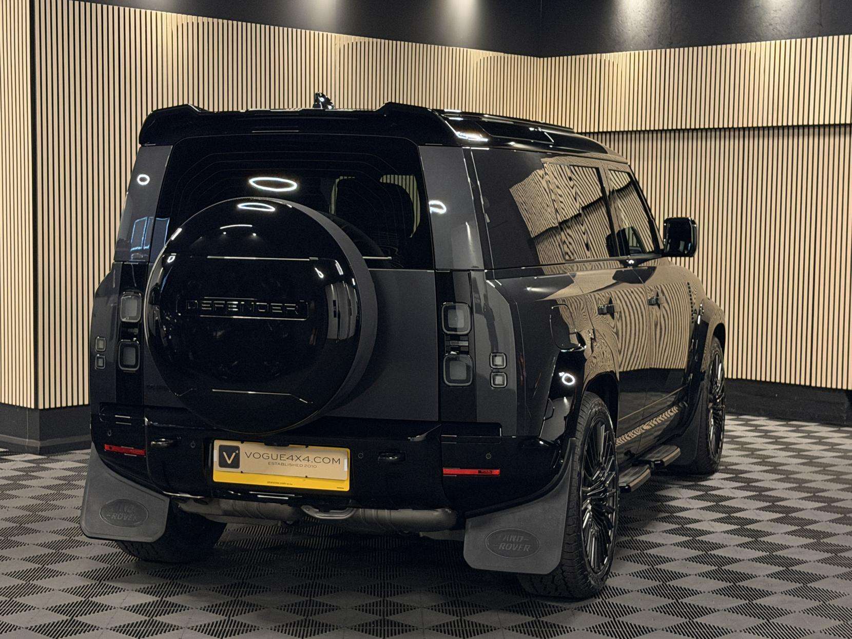 2026 LAND ROVER DEFENDER 110 2026 LAND ROVER DEFENDER 110