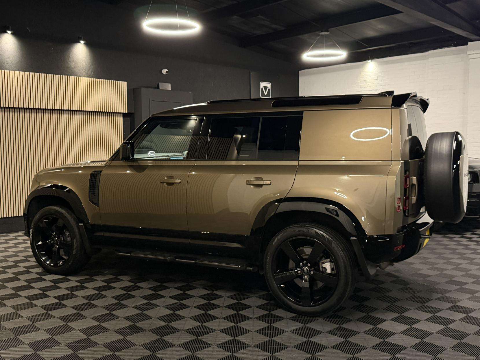 2023 LAND ROVER DEFENDER 110 2023 LAND ROVER DEFENDER 110