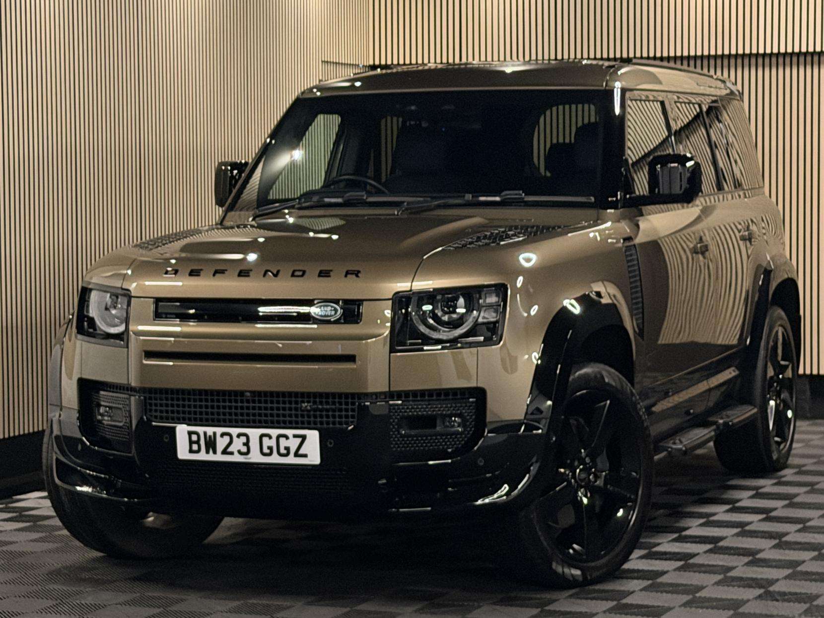 2023 LAND ROVER DEFENDER 110 2023 LAND ROVER DEFENDER 110