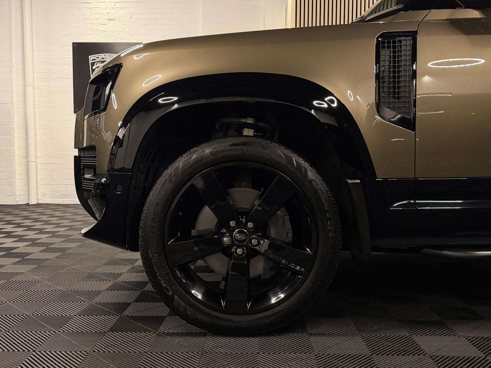 2023 LAND ROVER DEFENDER 110 2023 LAND ROVER DEFENDER 110