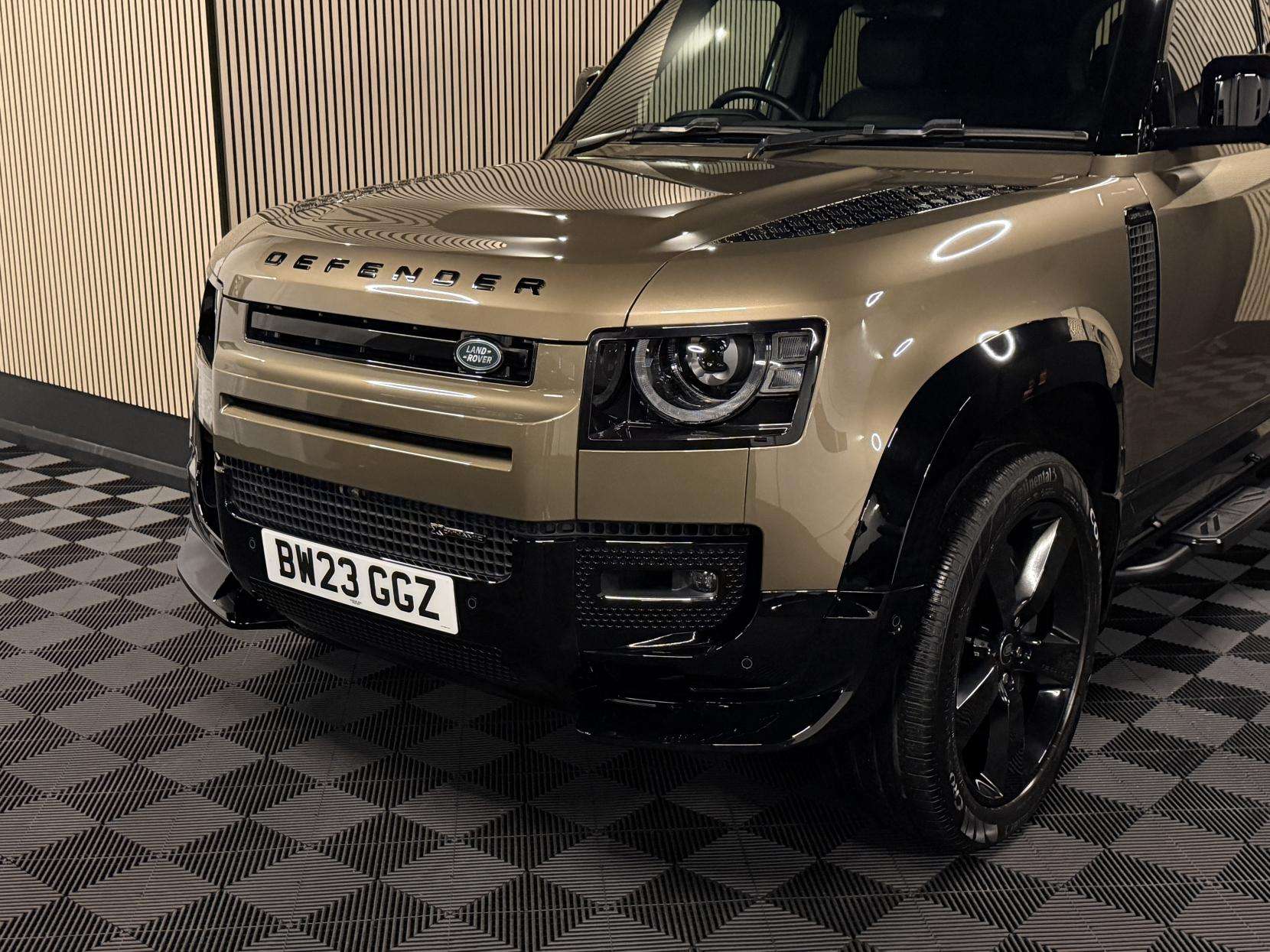 2023 LAND ROVER DEFENDER 110 2023 LAND ROVER DEFENDER 110