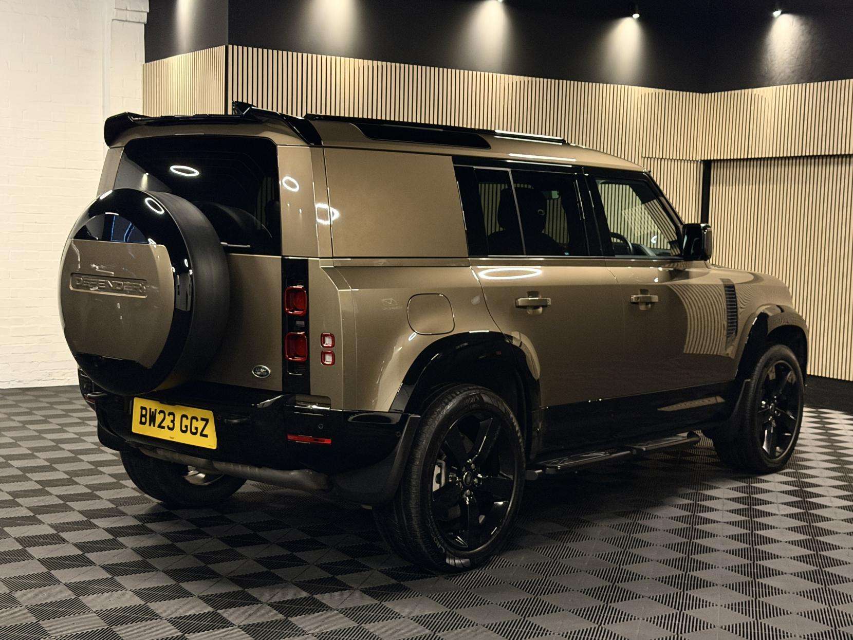 A 2023 LAND ROVER DEFENDER 110 3.0 D300 MHEV X-Dynamic HSE Hard Top SUV 5dr Diesel Auto 4WD MWB Euro 6 (s/s) (300 ps) A 2023 LAND ROVER DEFENDER 110 3.0 D300 MHEV X-Dynamic HSE Hard Top SUV 5dr Diesel Auto 4WD MWB Euro 6 (s/s) (300 ps)