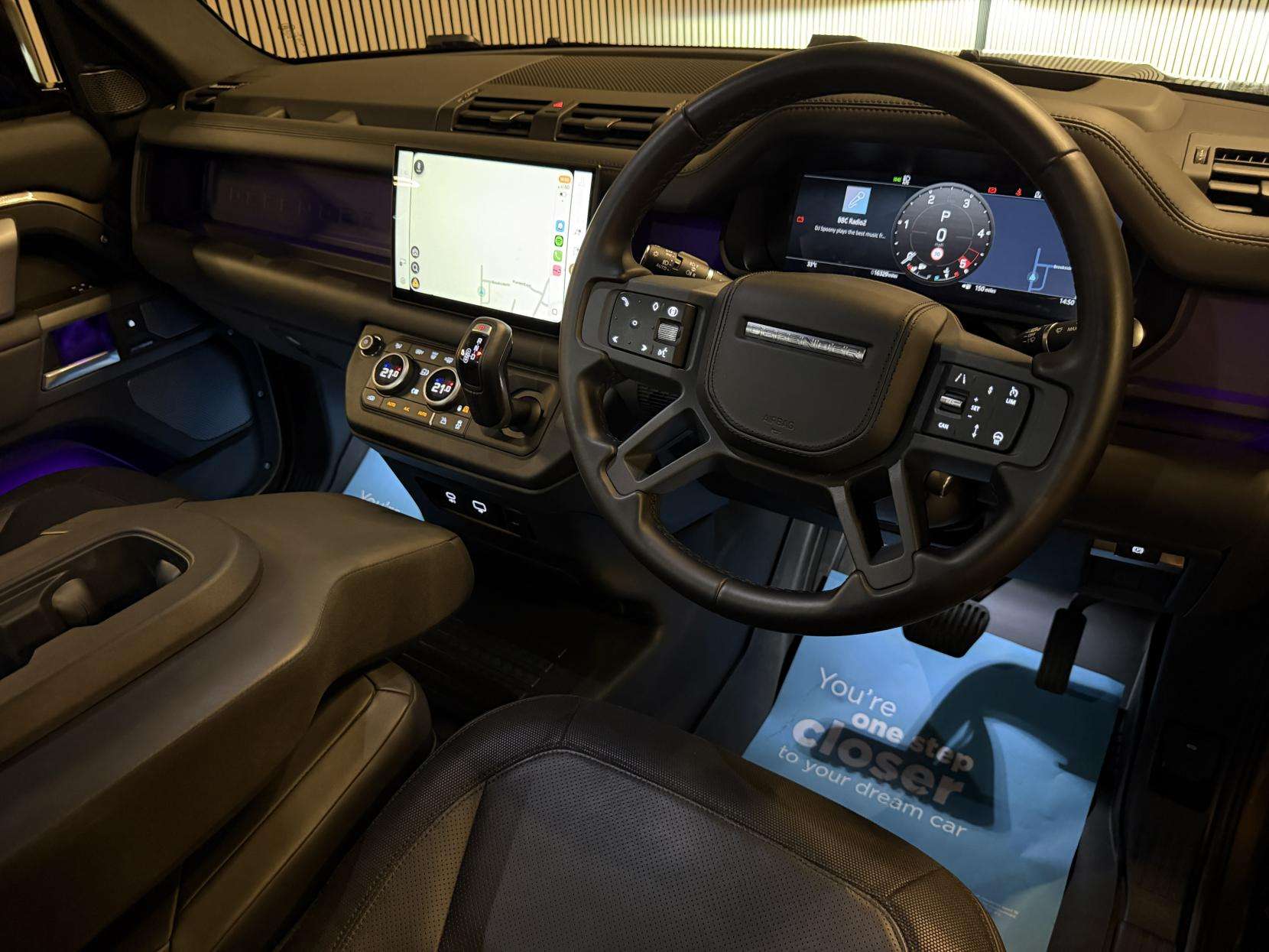 A 2024 LAND ROVER DEFENDER 110 3.0 D300 MHEV X-Dynamic HSE Hard Top SUV 5dr Diesel Auto 4WD MWB Euro 6 (s/s) (300 ps) A 2024 LAND ROVER DEFENDER 110 3.0 D300 MHEV X-Dynamic HSE Hard Top SUV 5dr Diesel Auto 4WD MWB Euro 6 (s/s) (300 ps)