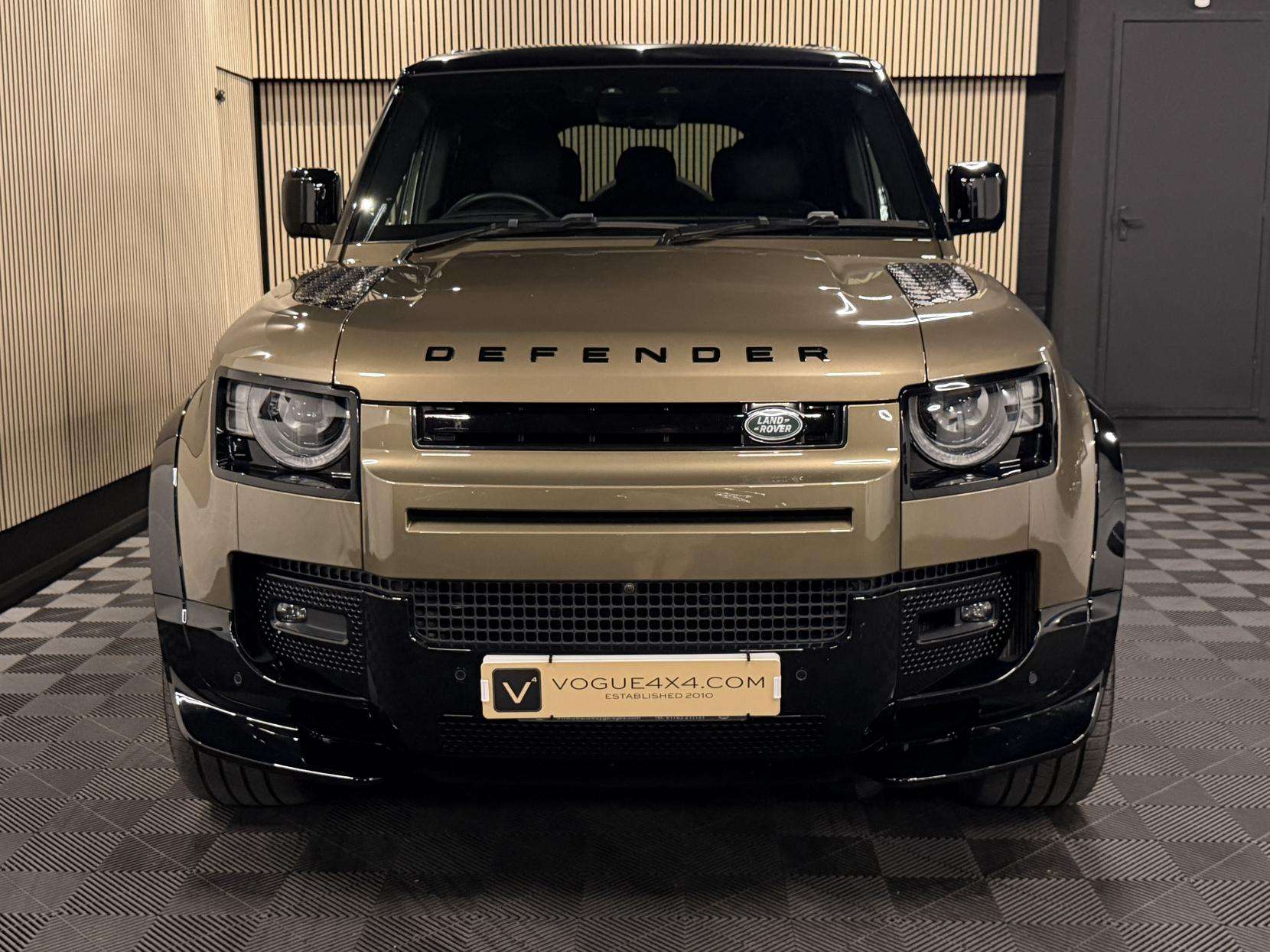 2024 LAND ROVER DEFENDER 110 2024 LAND ROVER DEFENDER 110