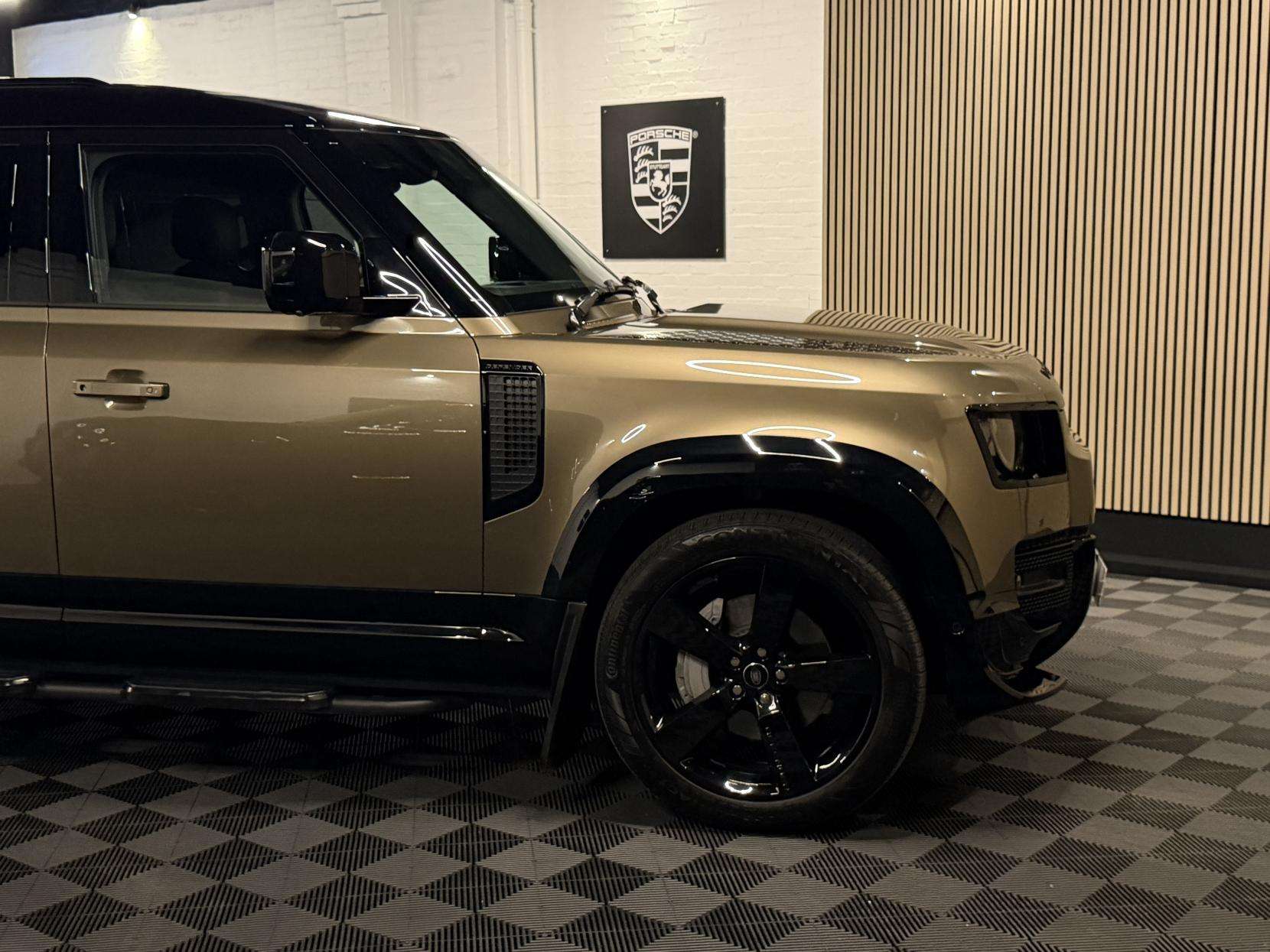 2024 LAND ROVER DEFENDER 110 2024 LAND ROVER DEFENDER 110
