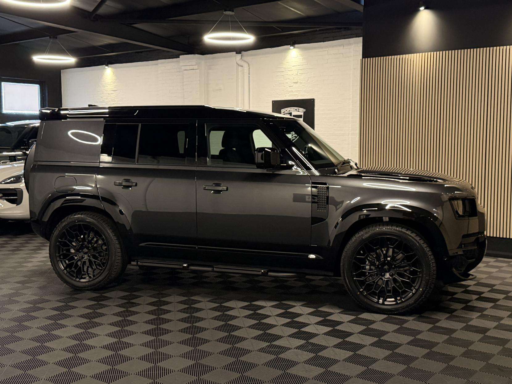 2025 LAND ROVER DEFENDER 110 2025 LAND ROVER DEFENDER 110