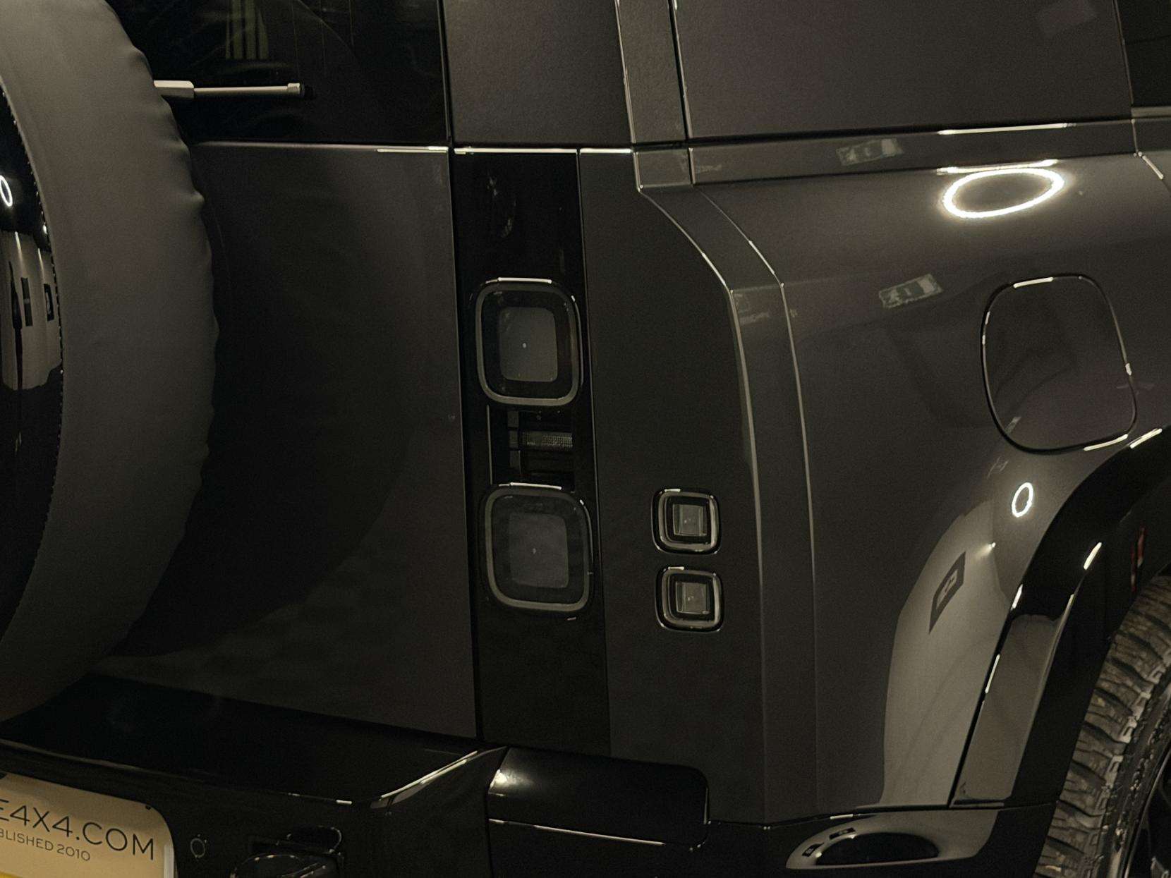 2025 LAND ROVER DEFENDER 110 2025 LAND ROVER DEFENDER 110