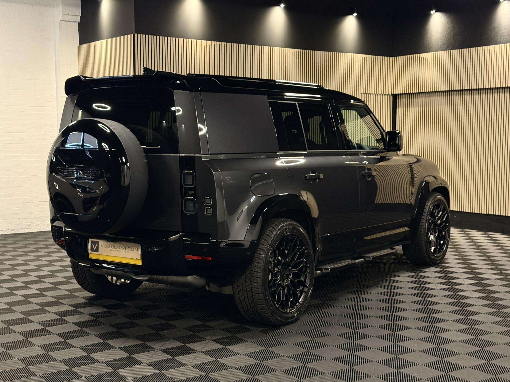 2025 LAND ROVER DEFENDER 110 2025 LAND ROVER DEFENDER 110