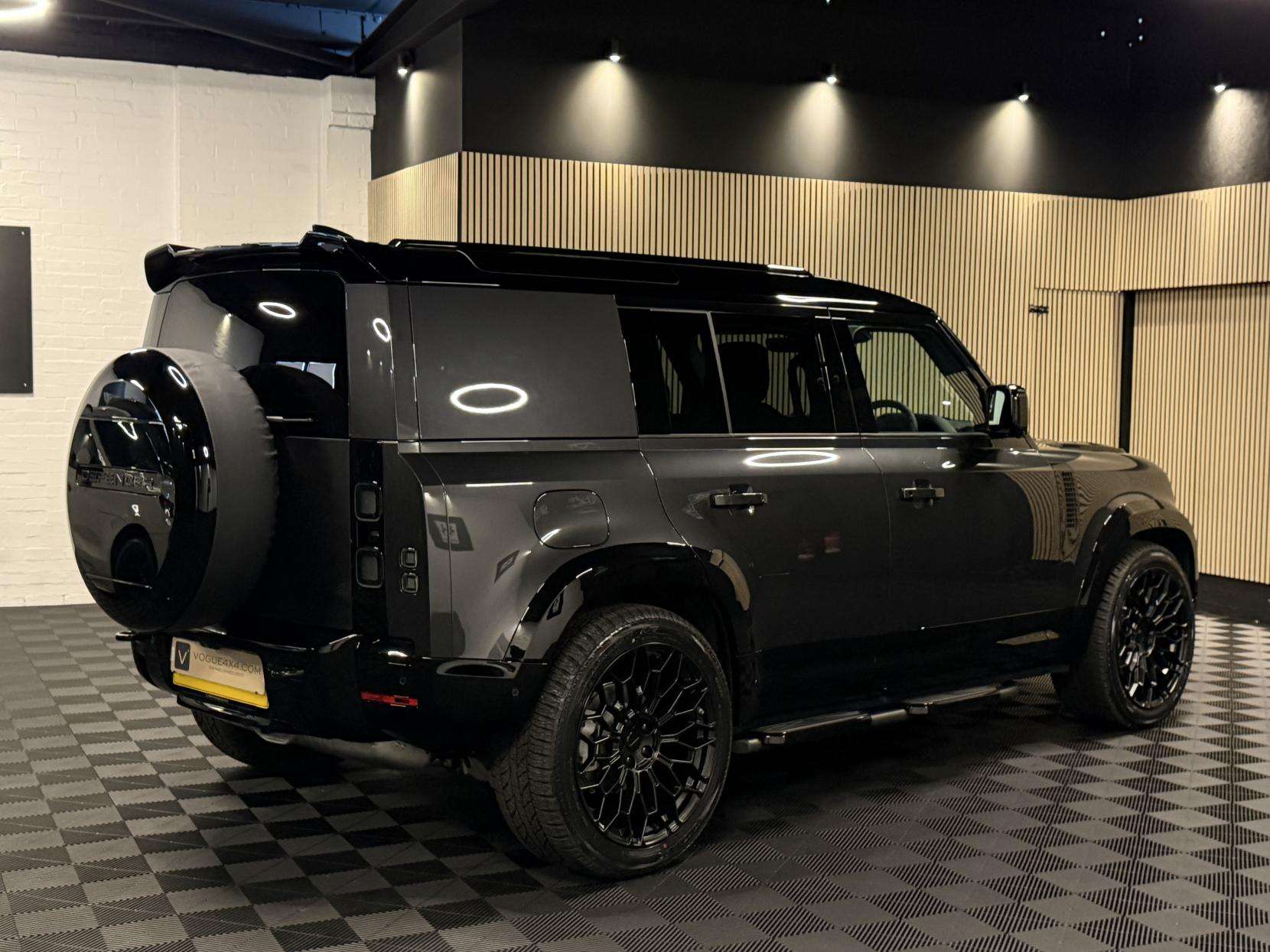 2025 LAND ROVER DEFENDER 110 2025 LAND ROVER DEFENDER 110