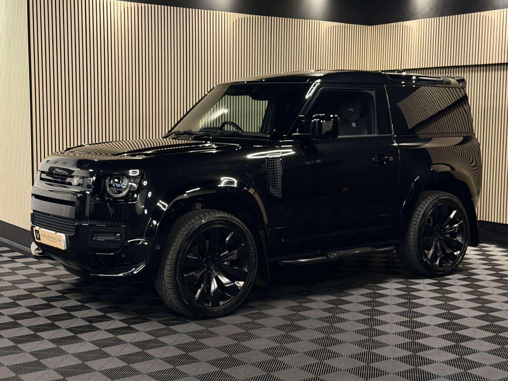 2024 LAND ROVER DEFENDER 90 2024 LAND ROVER DEFENDER 90