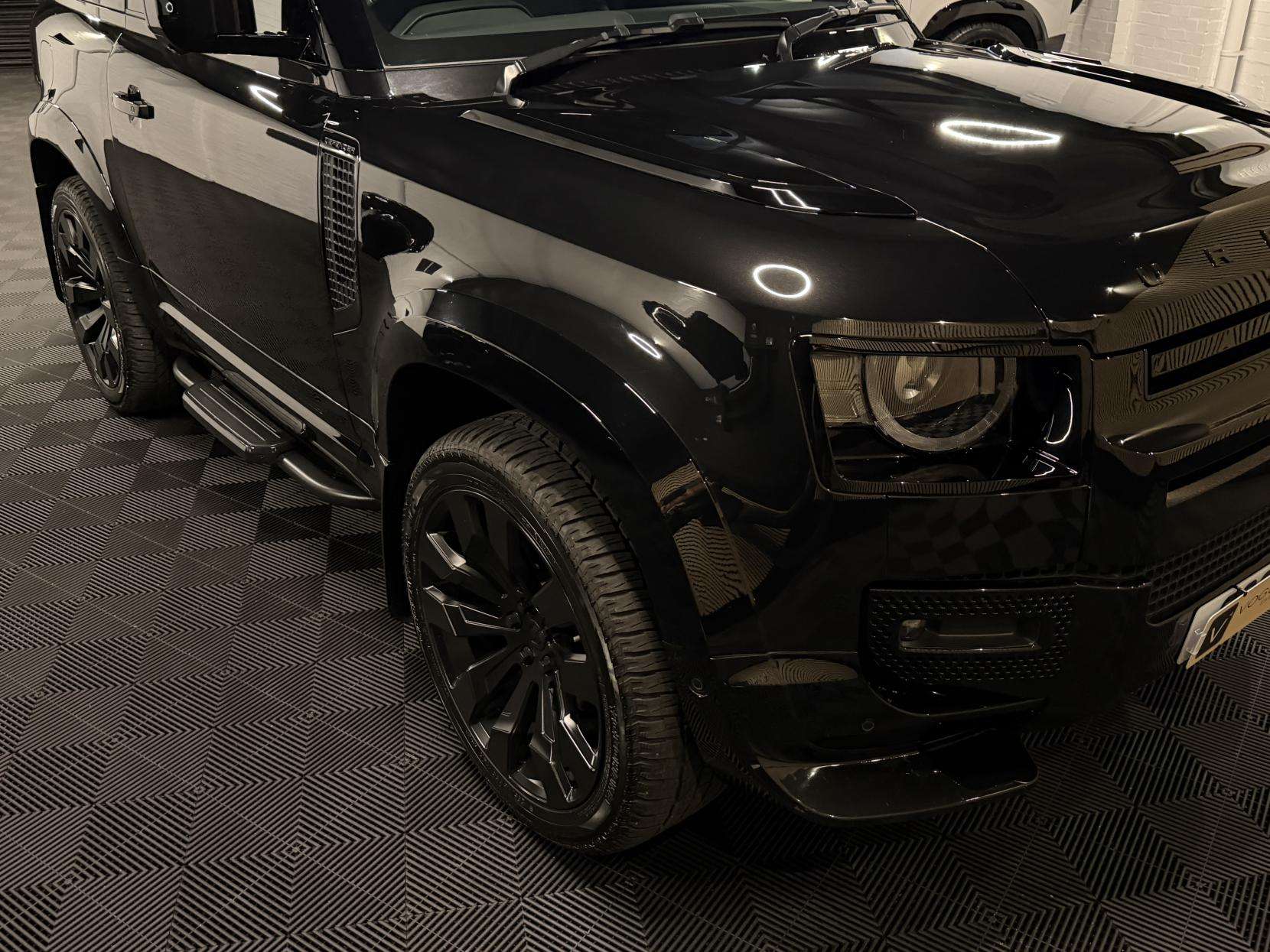 2024 LAND ROVER DEFENDER 90 2024 LAND ROVER DEFENDER 90