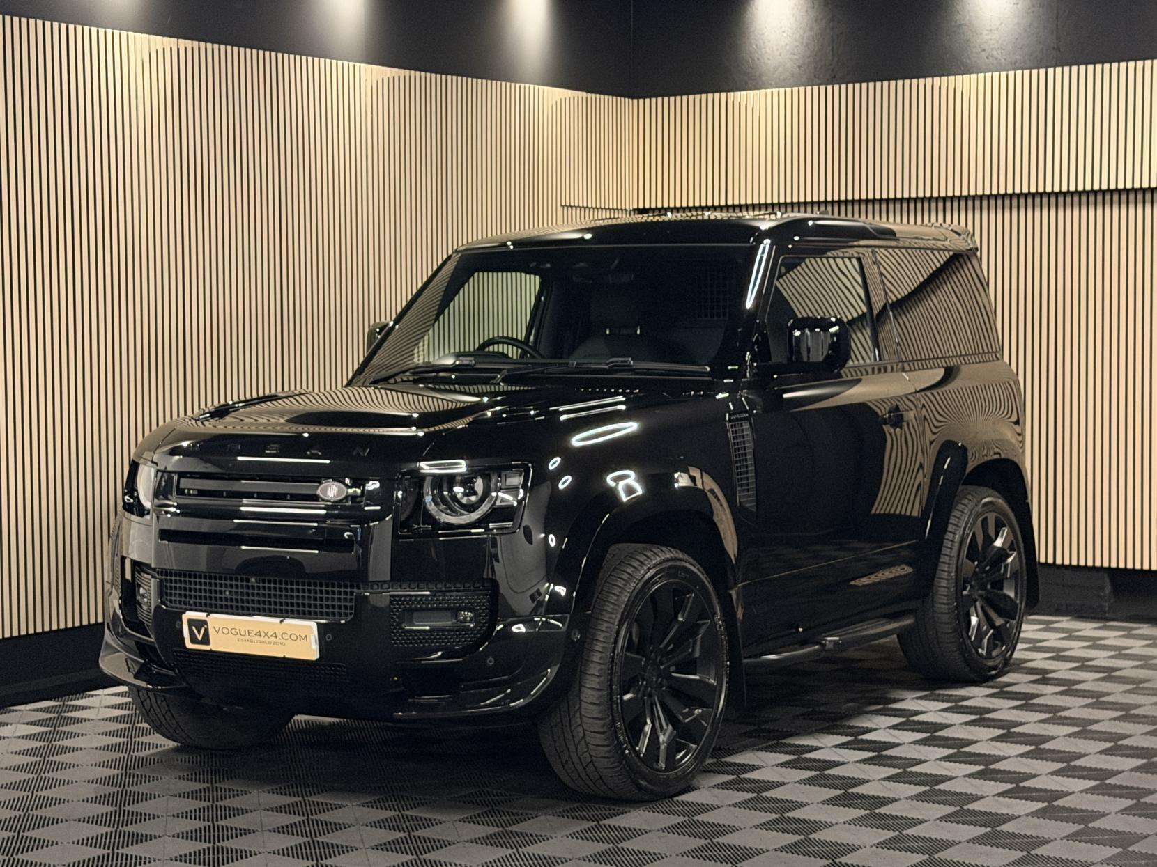 2024 LAND ROVER DEFENDER 90 2024 LAND ROVER DEFENDER 90