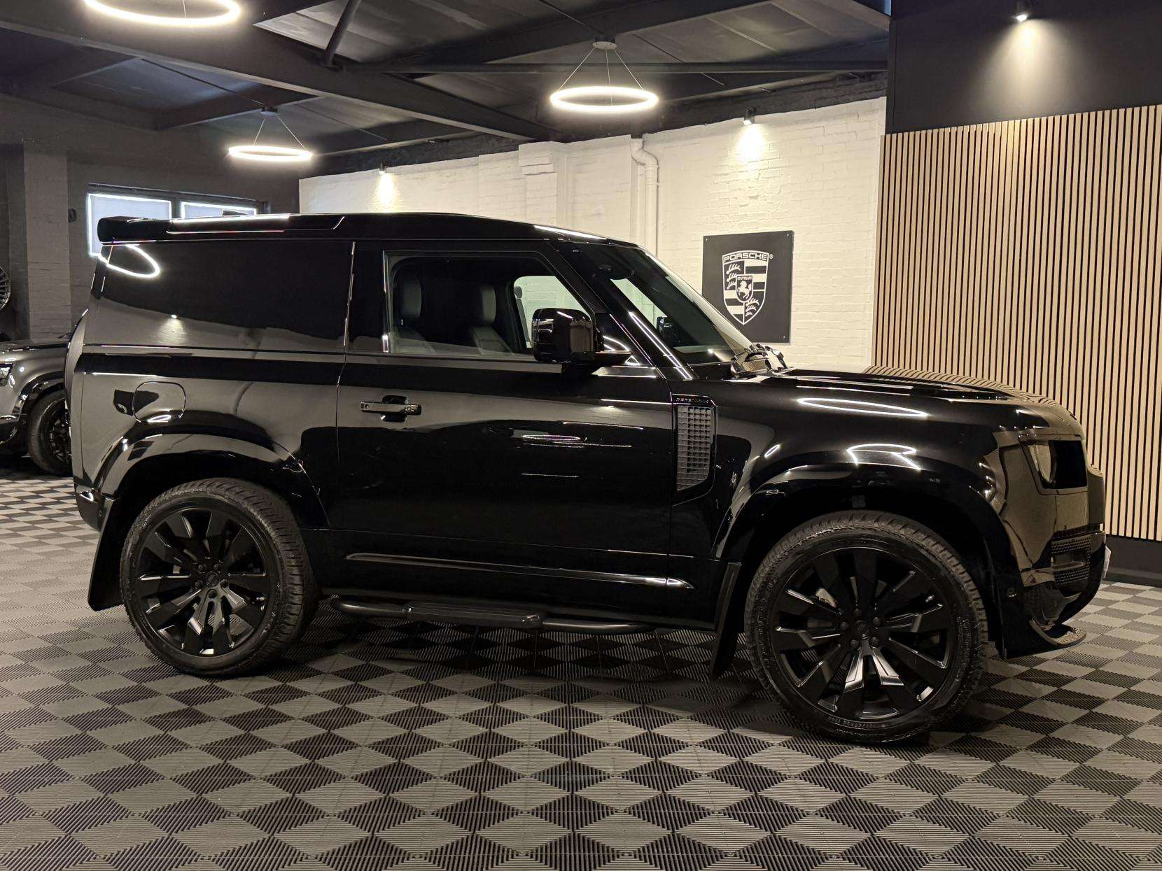 2024 LAND ROVER DEFENDER 90 2024 LAND ROVER DEFENDER 90
