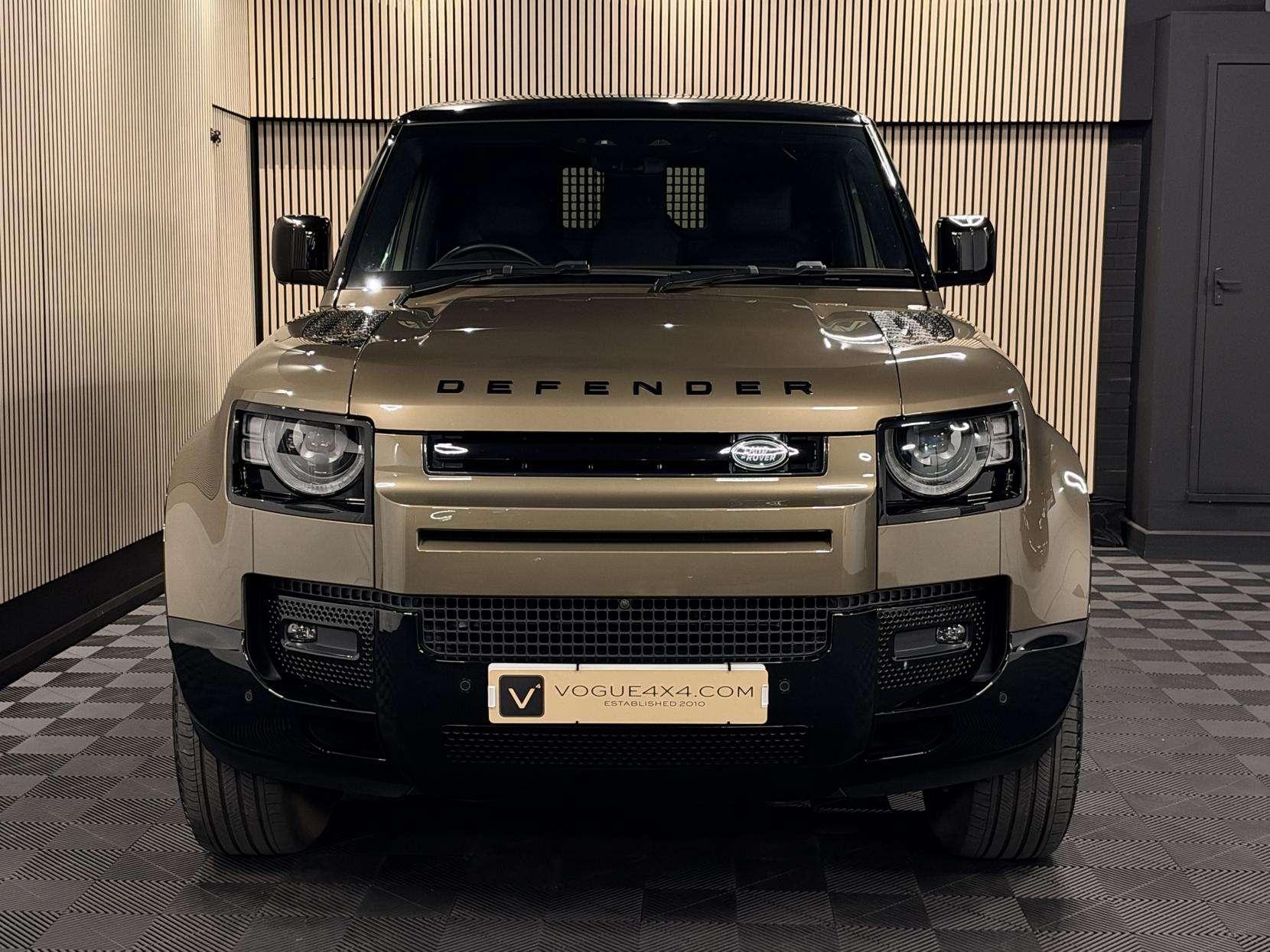 2024 LAND ROVER DEFENDER 90 2024 LAND ROVER DEFENDER 90