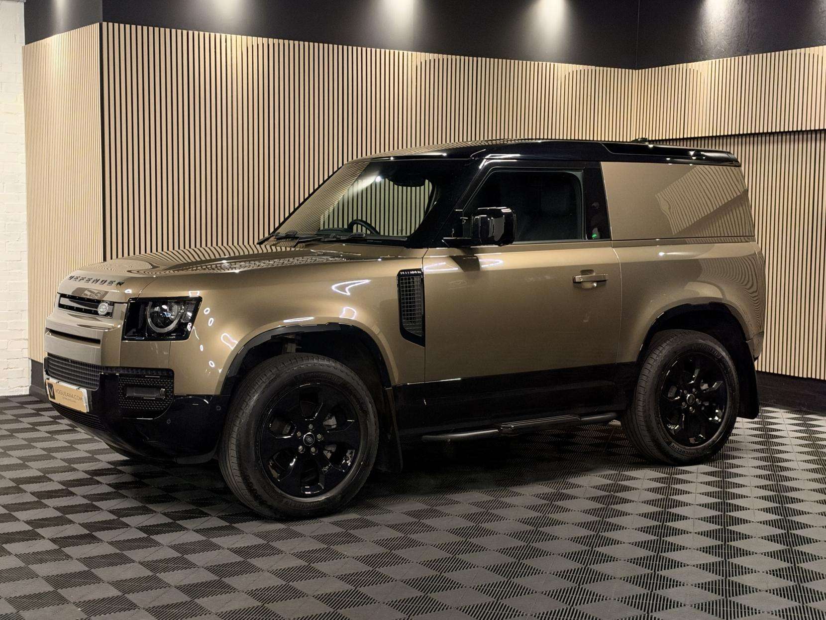 2024 LAND ROVER DEFENDER 90 2024 LAND ROVER DEFENDER 90