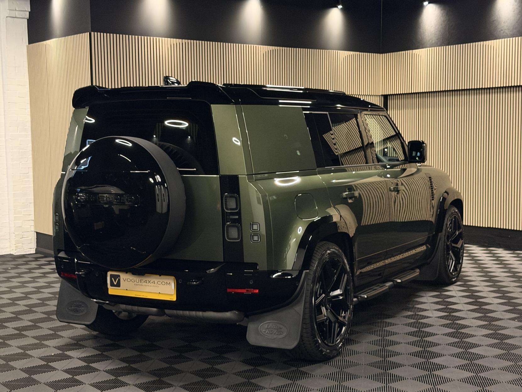 A 2026 LAND ROVER DEFENDER 110 3.0 D350 MHEV X-Dynamic HSE Hard Top SUV 5dr Diesel Auto 4WD MWB Euro 6 (s/s) (350 ps) A 2026 LAND ROVER DEFENDER 110 3.0 D350 MHEV X-Dynamic HSE Hard Top SUV 5dr Diesel Auto 4WD MWB Euro 6 (s/s) (350 ps)