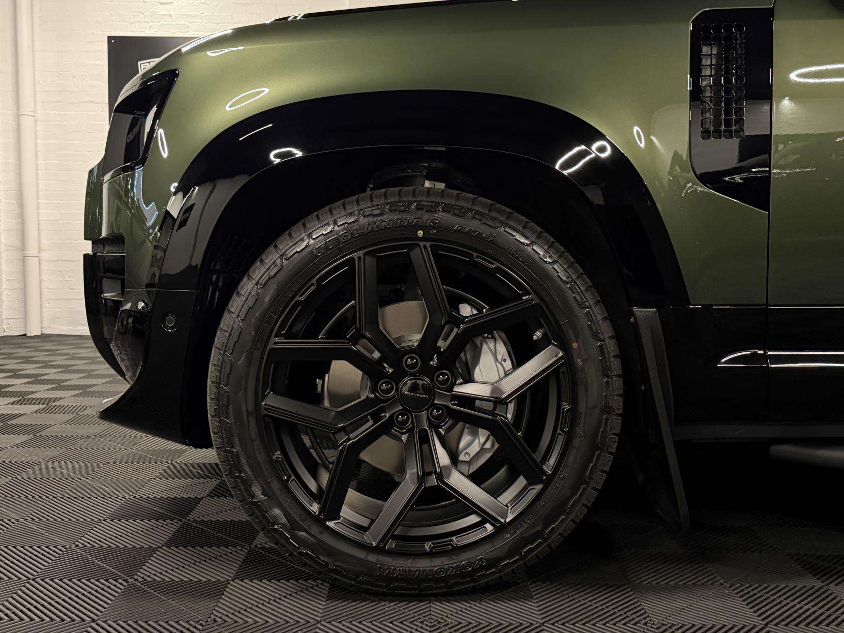 2026 LAND ROVER DEFENDER 110 2026 LAND ROVER DEFENDER 110