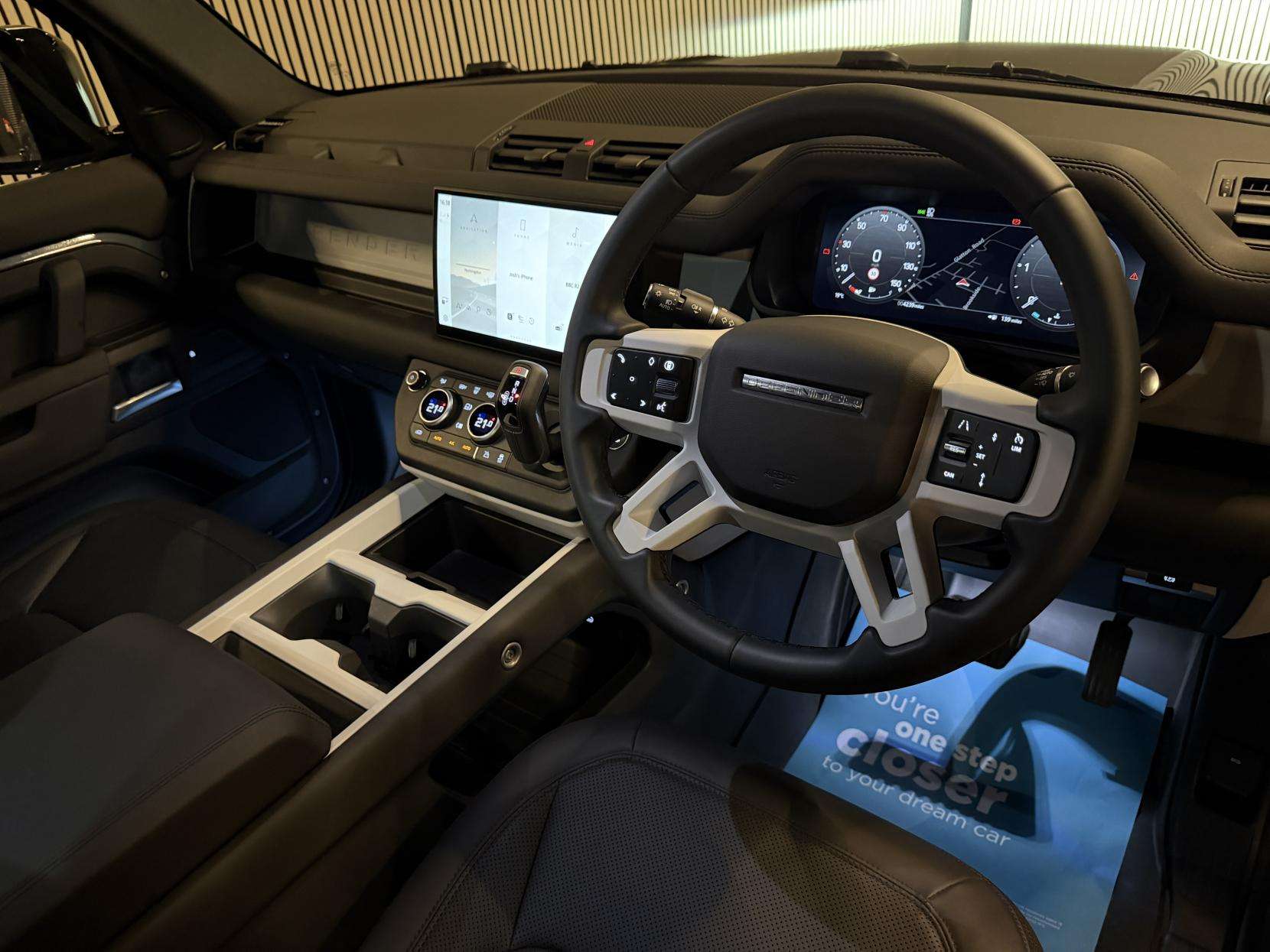 A 2025 LAND ROVER DEFENDER 110 3.0 D250 MHEV S Hard Top SUV 5dr Diesel Auto 4WD MWB Euro 6 (s/s) (250 ps) A 2025 LAND ROVER DEFENDER 110 3.0 D250 MHEV S Hard Top SUV 5dr Diesel Auto 4WD MWB Euro 6 (s/s) (250 ps)