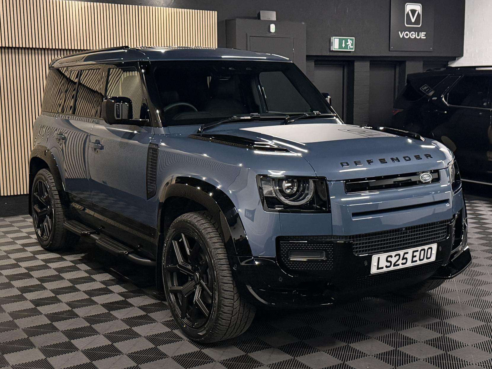 2025 LAND ROVER DEFENDER 110 2025 LAND ROVER DEFENDER 110