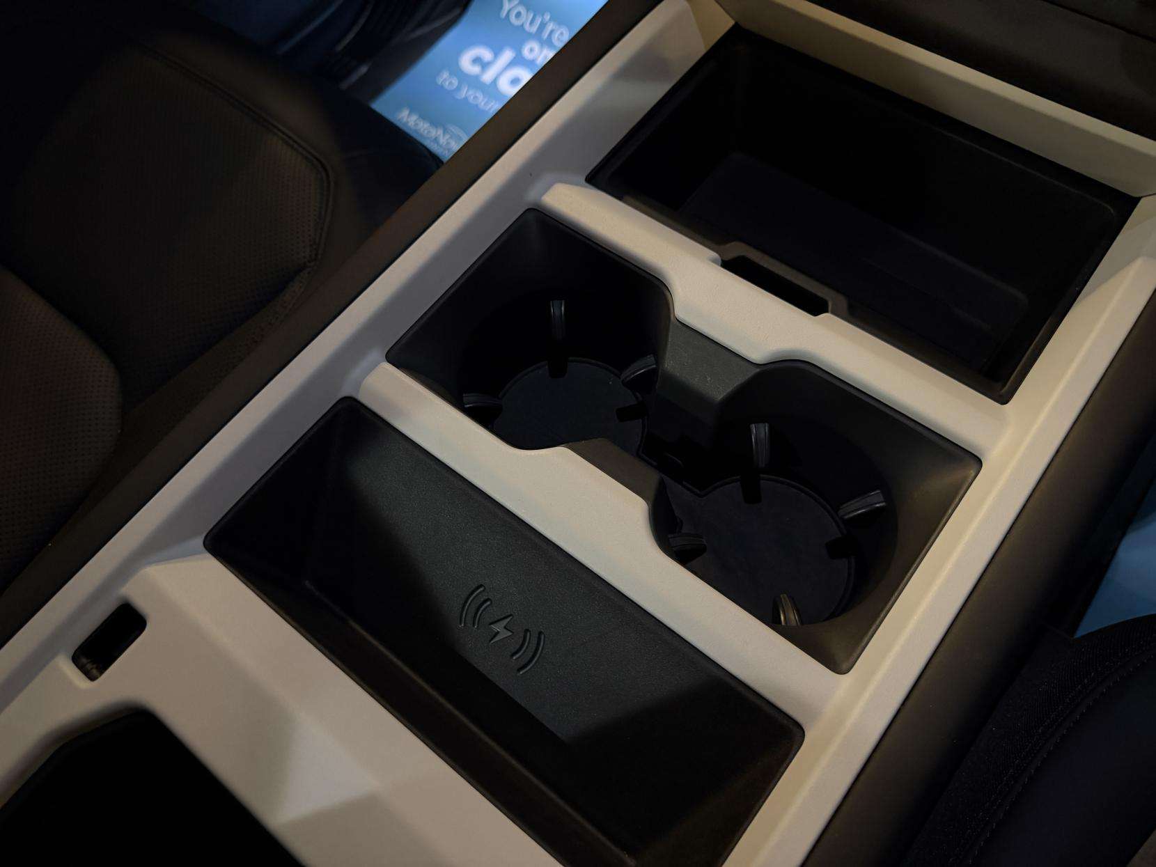 2025 LAND ROVER DEFENDER 110 2025 LAND ROVER DEFENDER 110