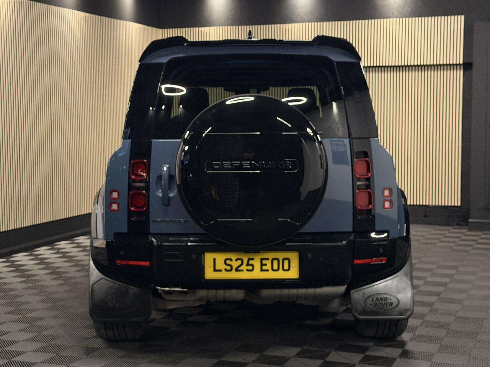 2025 LAND ROVER DEFENDER 110 2025 LAND ROVER DEFENDER 110