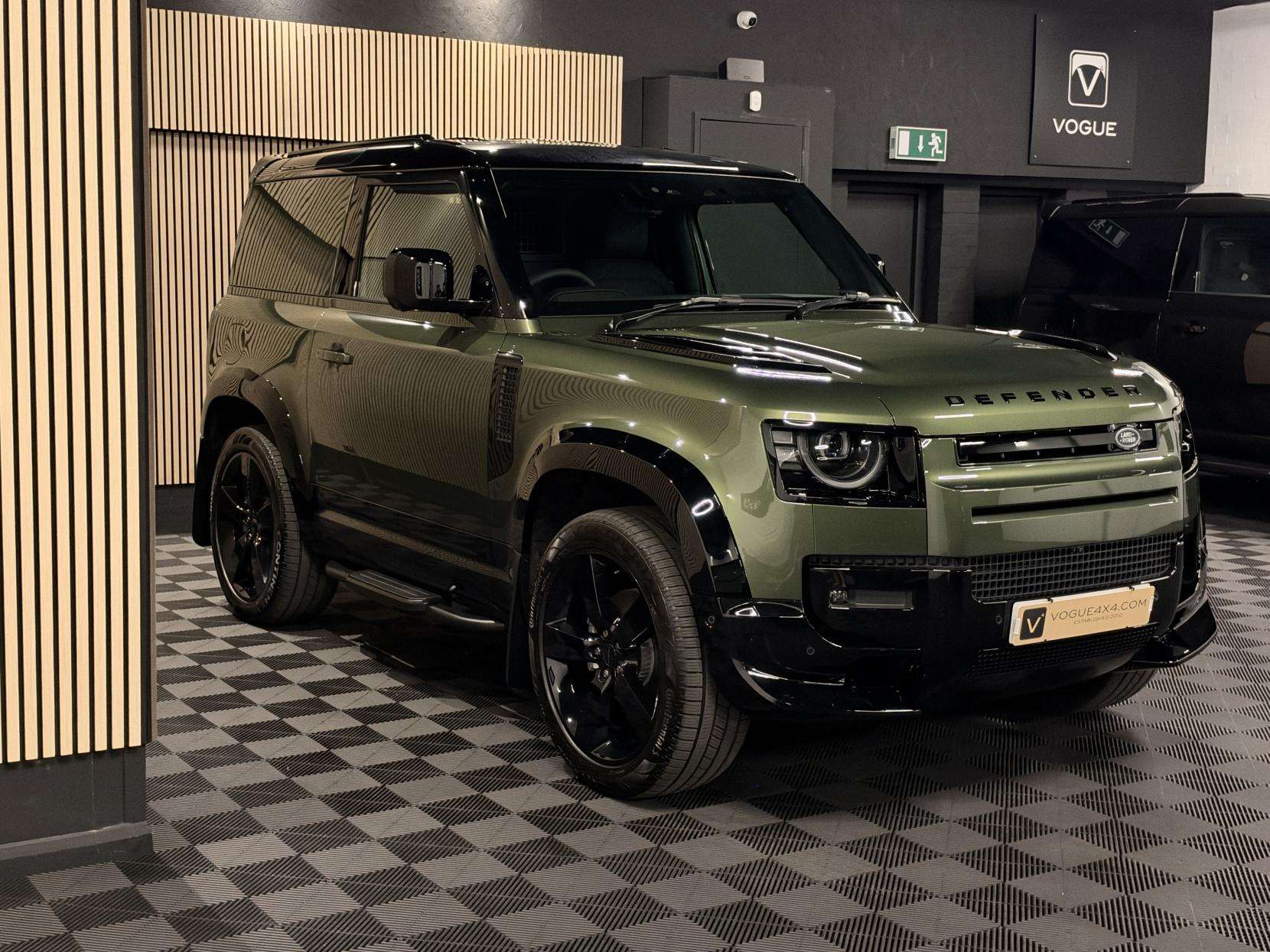2026 LAND ROVER DEFENDER 90 2026 LAND ROVER DEFENDER 90