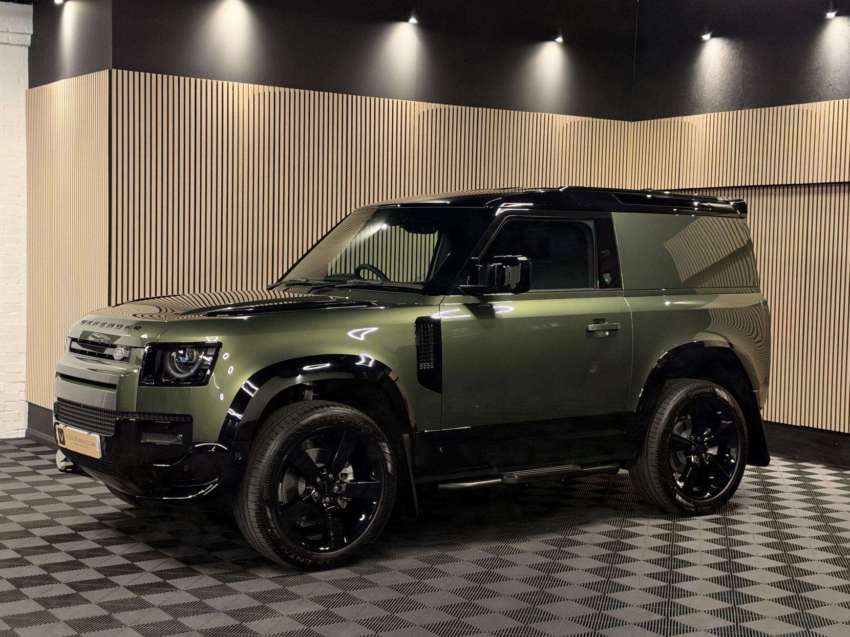 2026 LAND ROVER DEFENDER 90 2026 LAND ROVER DEFENDER 90