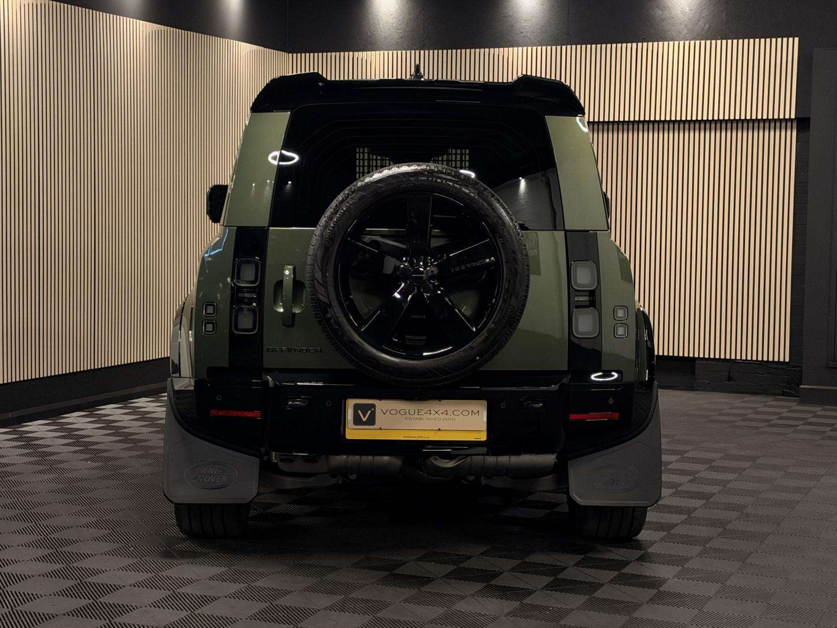 2026 LAND ROVER DEFENDER 90 2026 LAND ROVER DEFENDER 90