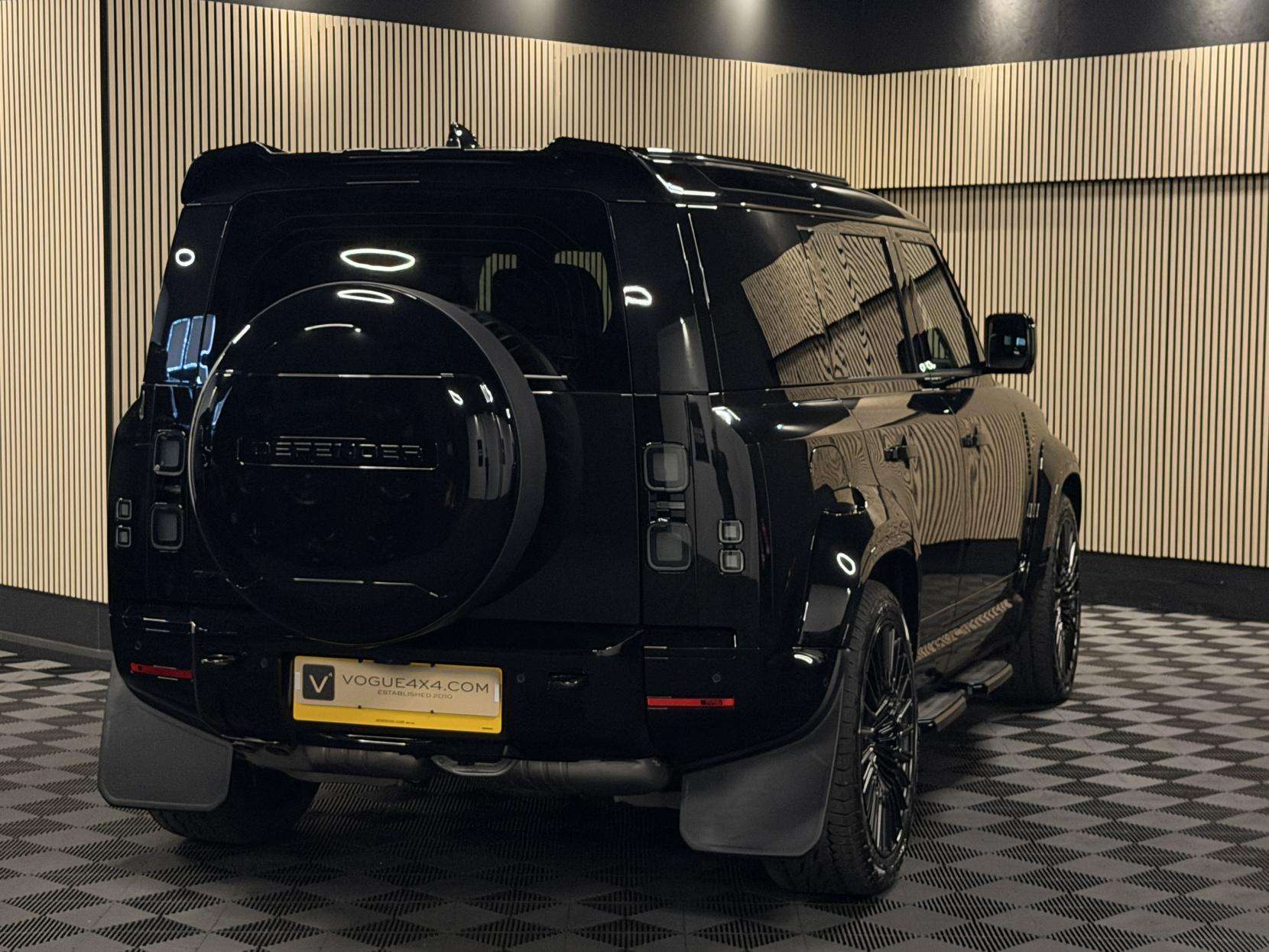 2026 LAND ROVER DEFENDER 110 2026 LAND ROVER DEFENDER 110