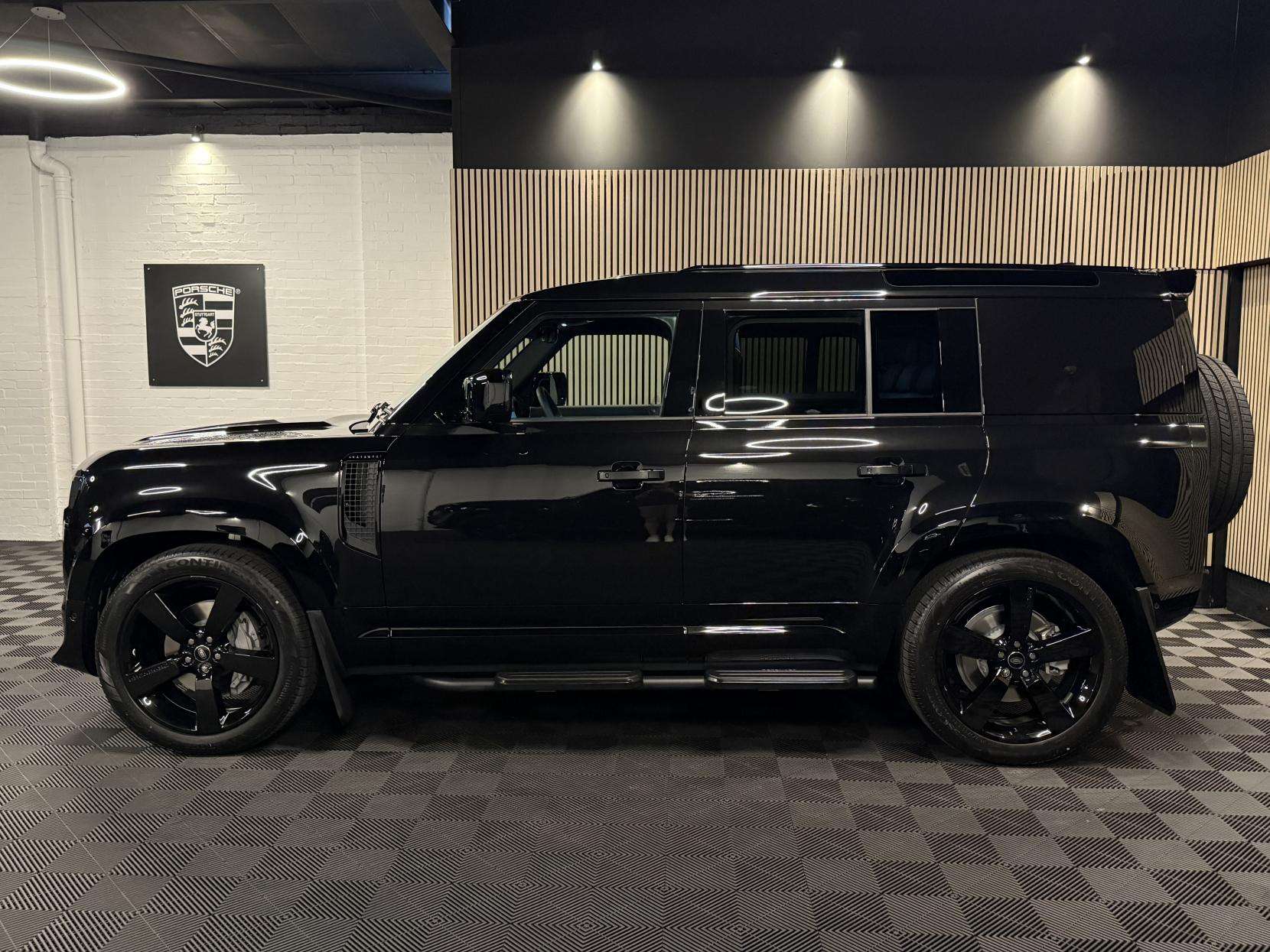 2025 LAND ROVER DEFENDER 110 2025 LAND ROVER DEFENDER 110