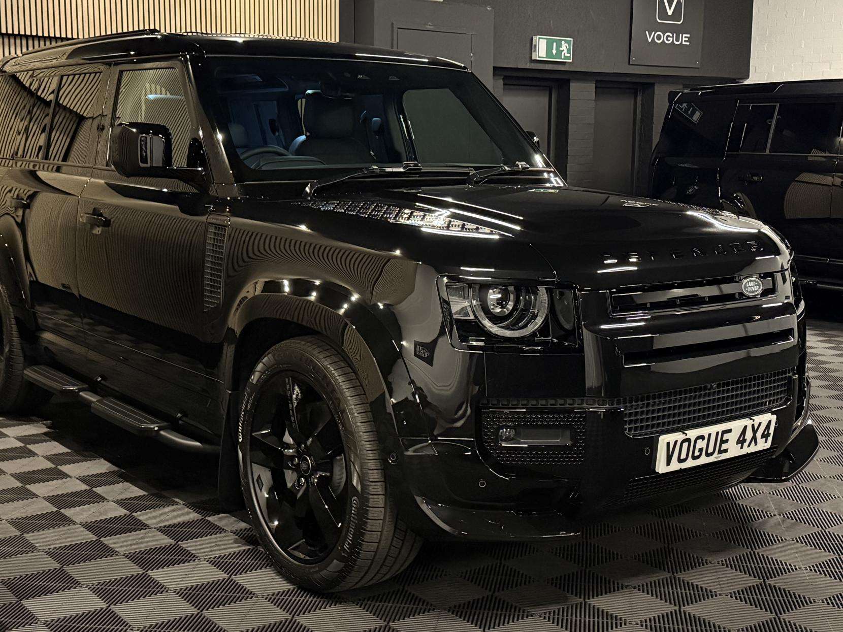 2025 LAND ROVER DEFENDER 110 2025 LAND ROVER DEFENDER 110