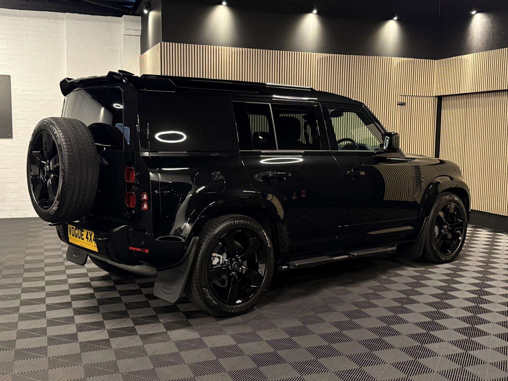 2025 LAND ROVER DEFENDER 110 2025 LAND ROVER DEFENDER 110