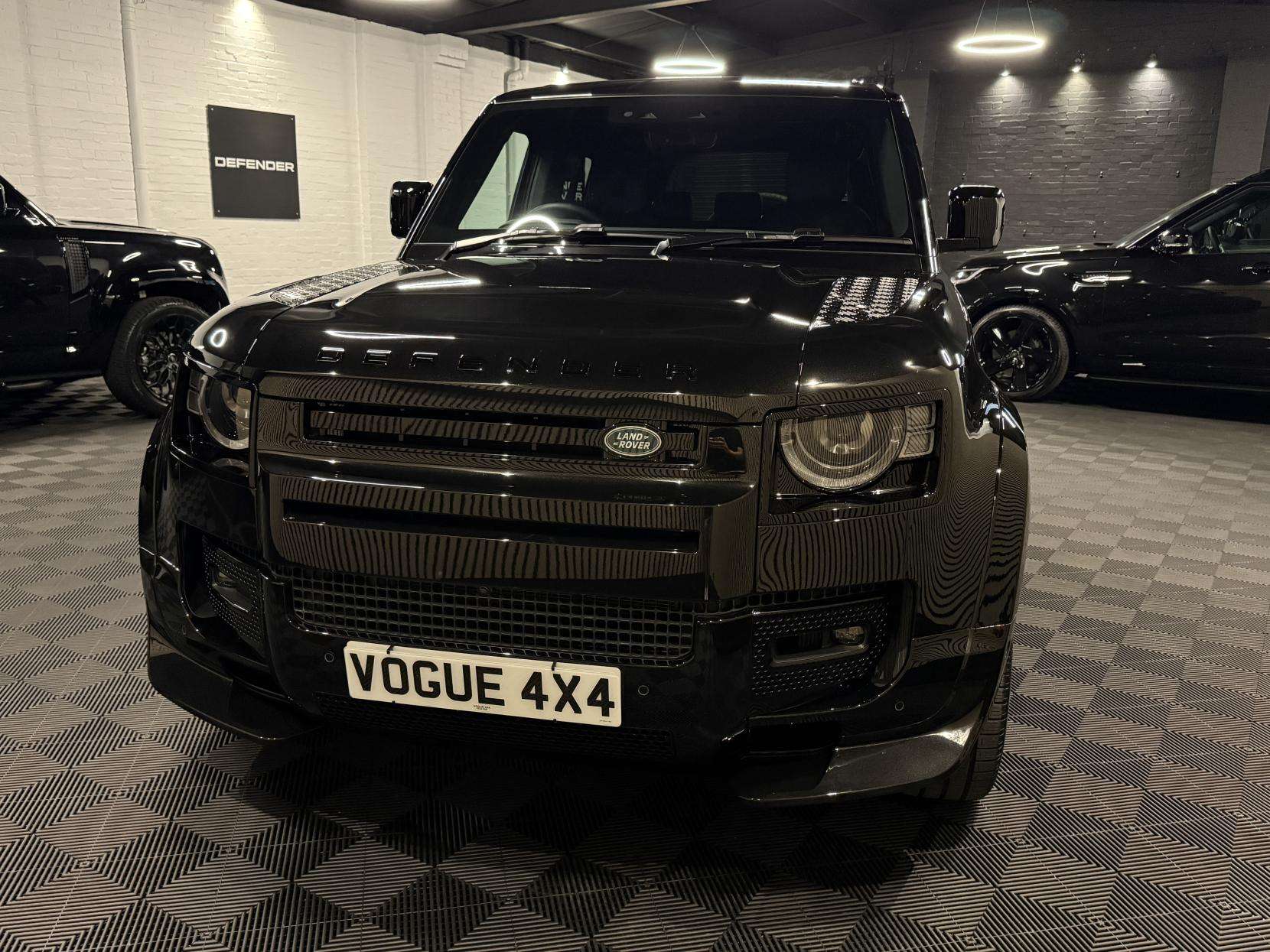 2025 LAND ROVER DEFENDER 110 2025 LAND ROVER DEFENDER 110