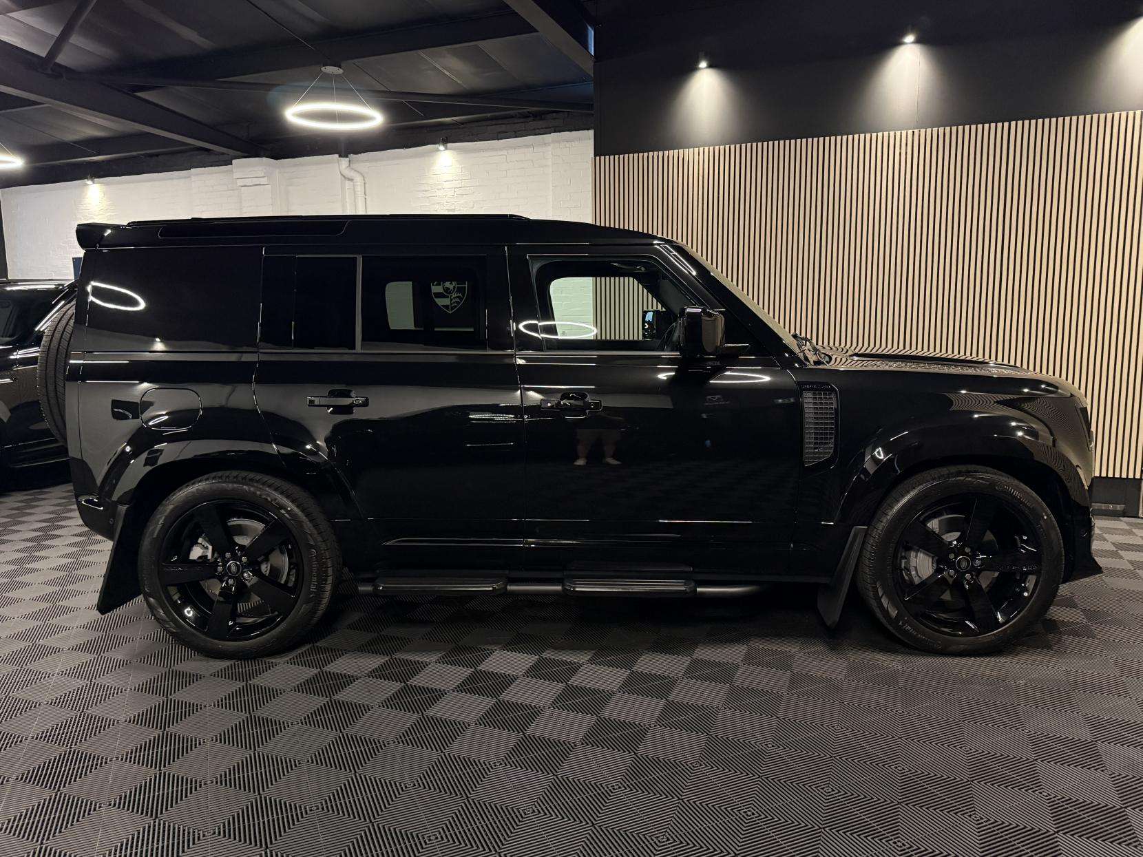 2025 LAND ROVER DEFENDER 110 2025 LAND ROVER DEFENDER 110