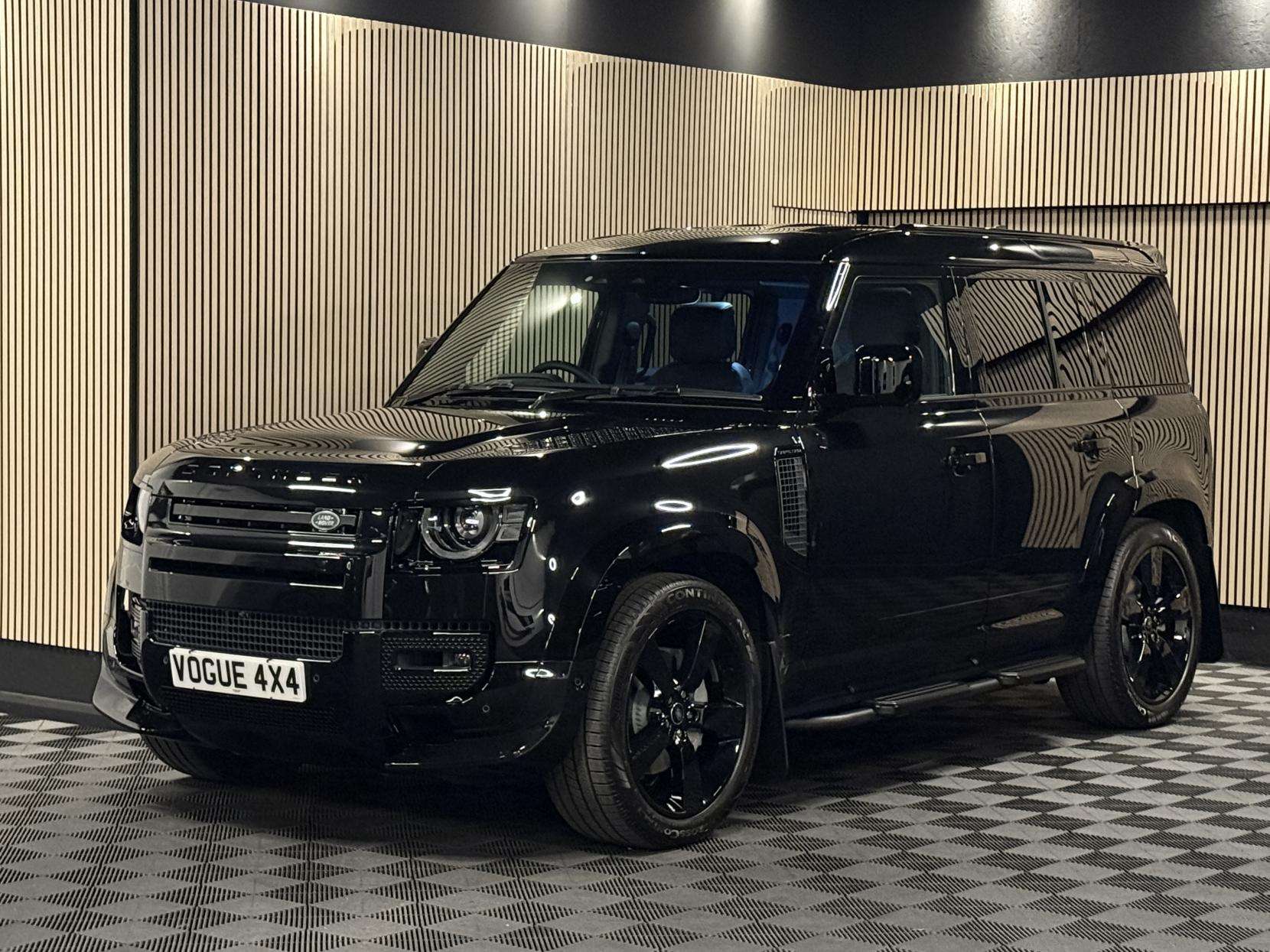 2025 LAND ROVER DEFENDER 110 2025 LAND ROVER DEFENDER 110