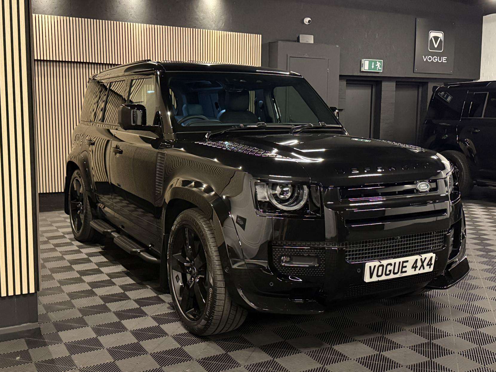 2025 LAND ROVER DEFENDER 110 2025 LAND ROVER DEFENDER 110