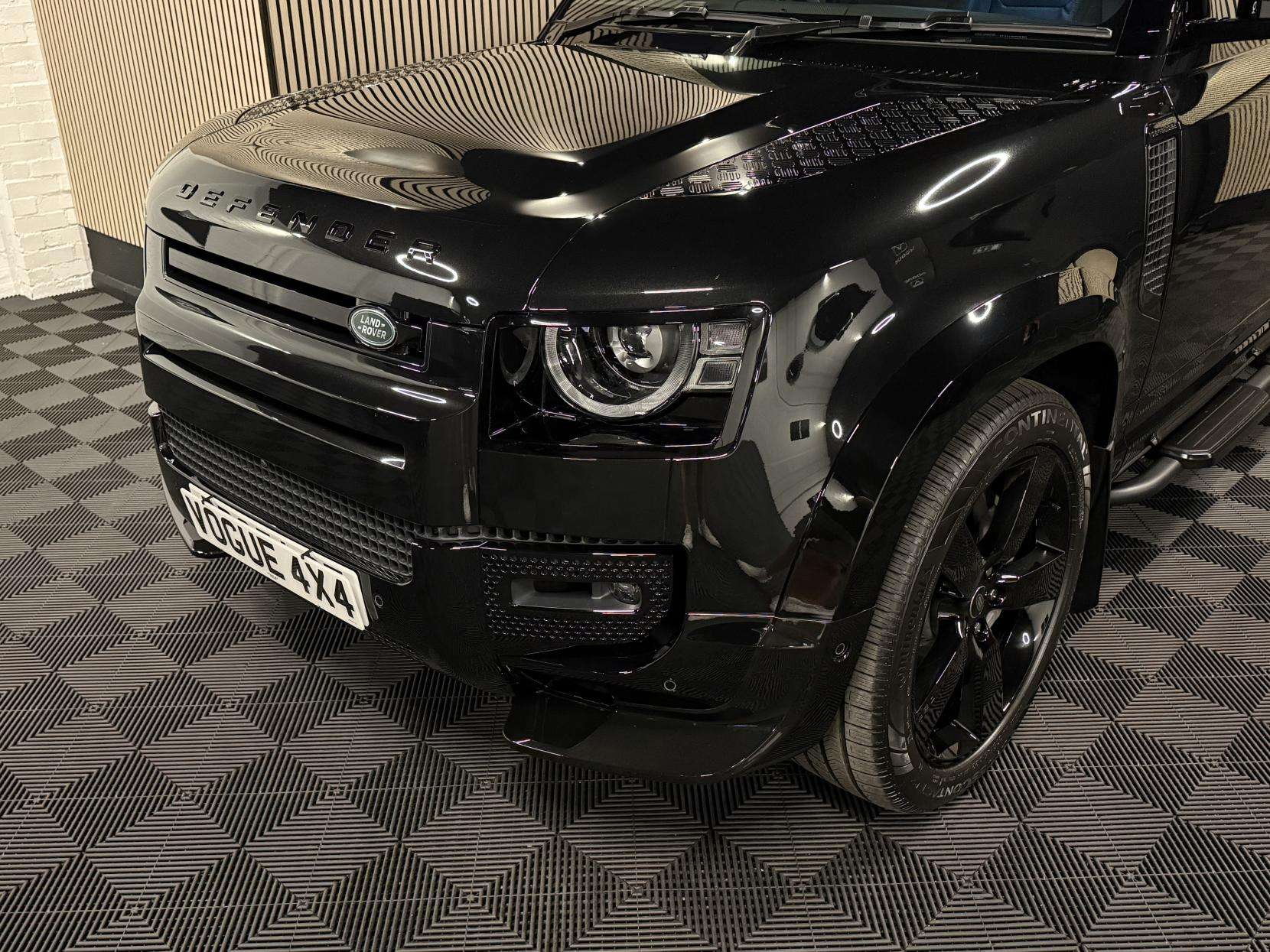 2025 LAND ROVER DEFENDER 110 2025 LAND ROVER DEFENDER 110