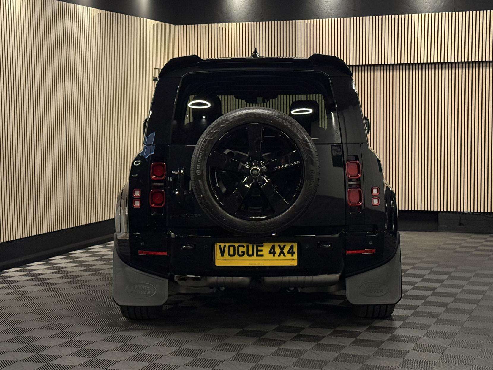 2025 LAND ROVER DEFENDER 110 2025 LAND ROVER DEFENDER 110