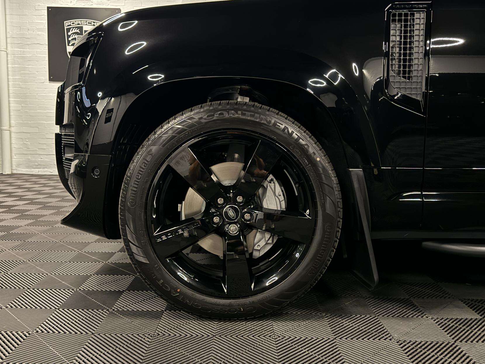 2025 LAND ROVER DEFENDER 110 2025 LAND ROVER DEFENDER 110