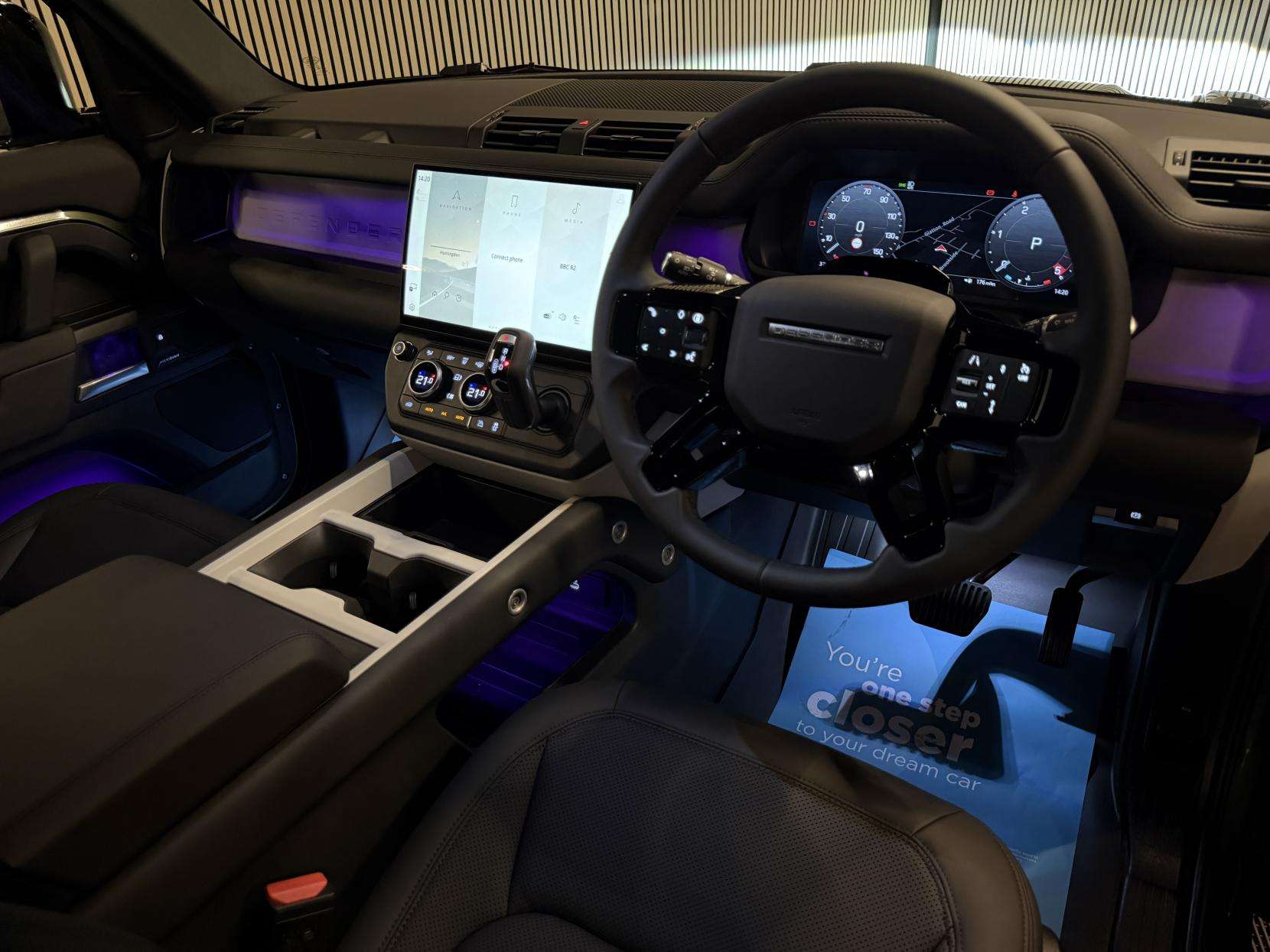 A 2026 LAND ROVER DEFENDER 90 3.0 D250 MHEV X-Dynamic SE Hard Top SUV 3dr Diesel Auto 4WD SWB Euro 6 (s/s) (249 ps) A 2026 LAND ROVER DEFENDER 90 3.0 D250 MHEV X-Dynamic SE Hard Top SUV 3dr Diesel Auto 4WD SWB Euro 6 (s/s) (249 ps)