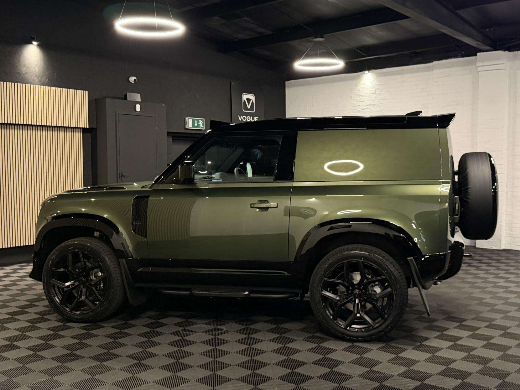 2026 LAND ROVER DEFENDER 90 2026 LAND ROVER DEFENDER 90